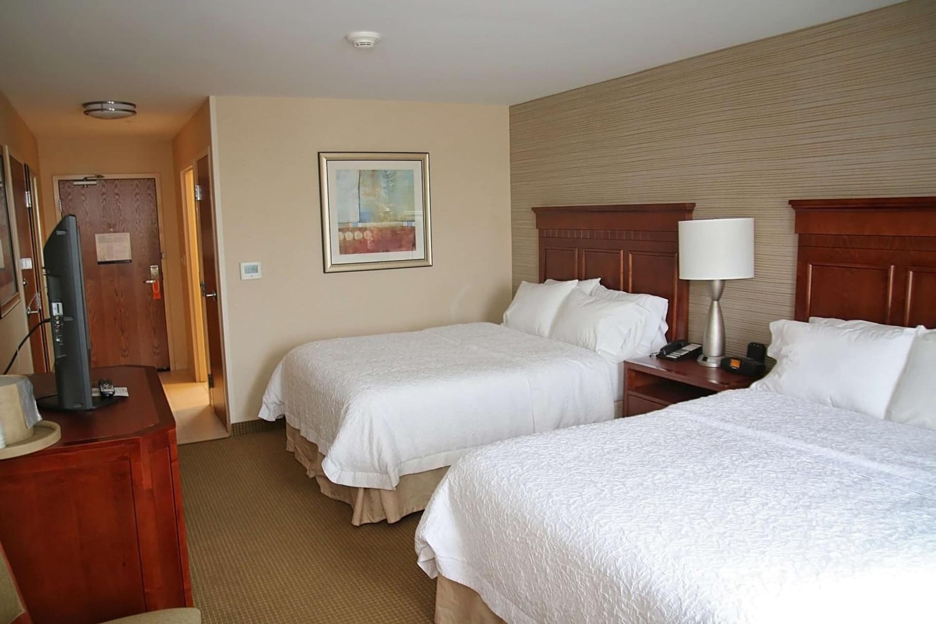 Hampton Inn Detroit/Auburn Hills-North interior in Auburn Hills, MI — gallery photo 2