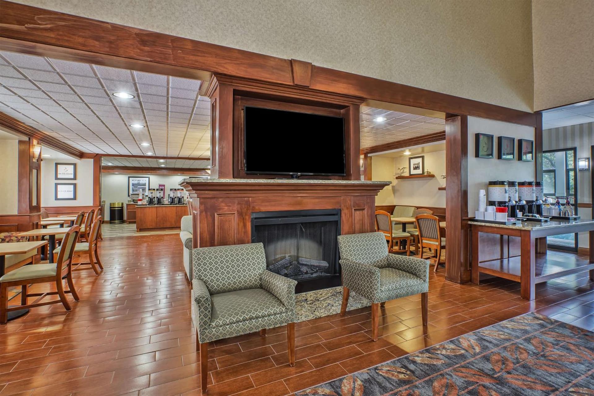 Hampton Inn Detroit/Belleville-Airport Area property views in Belleville, MI — gallery photo 3