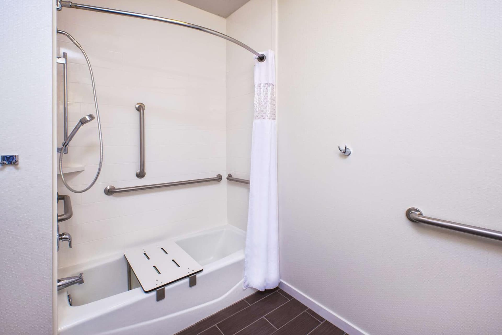Hampton Inn Detroit/Belleville-Airport Area gallery photo in Belleville, MI — image 17