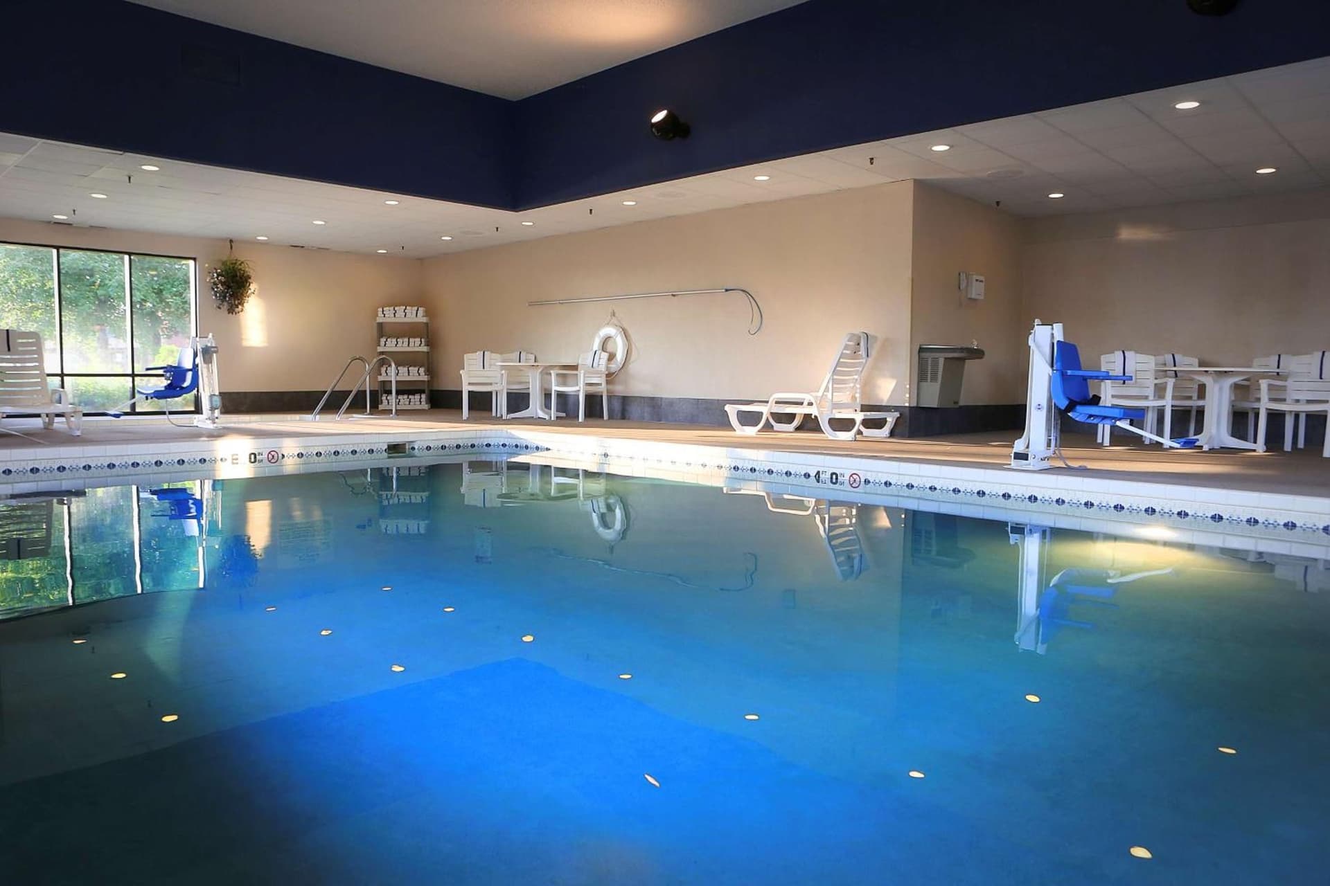 Hampton Inn Eau Claire gallery photo in Eau Claire, WI — image 9