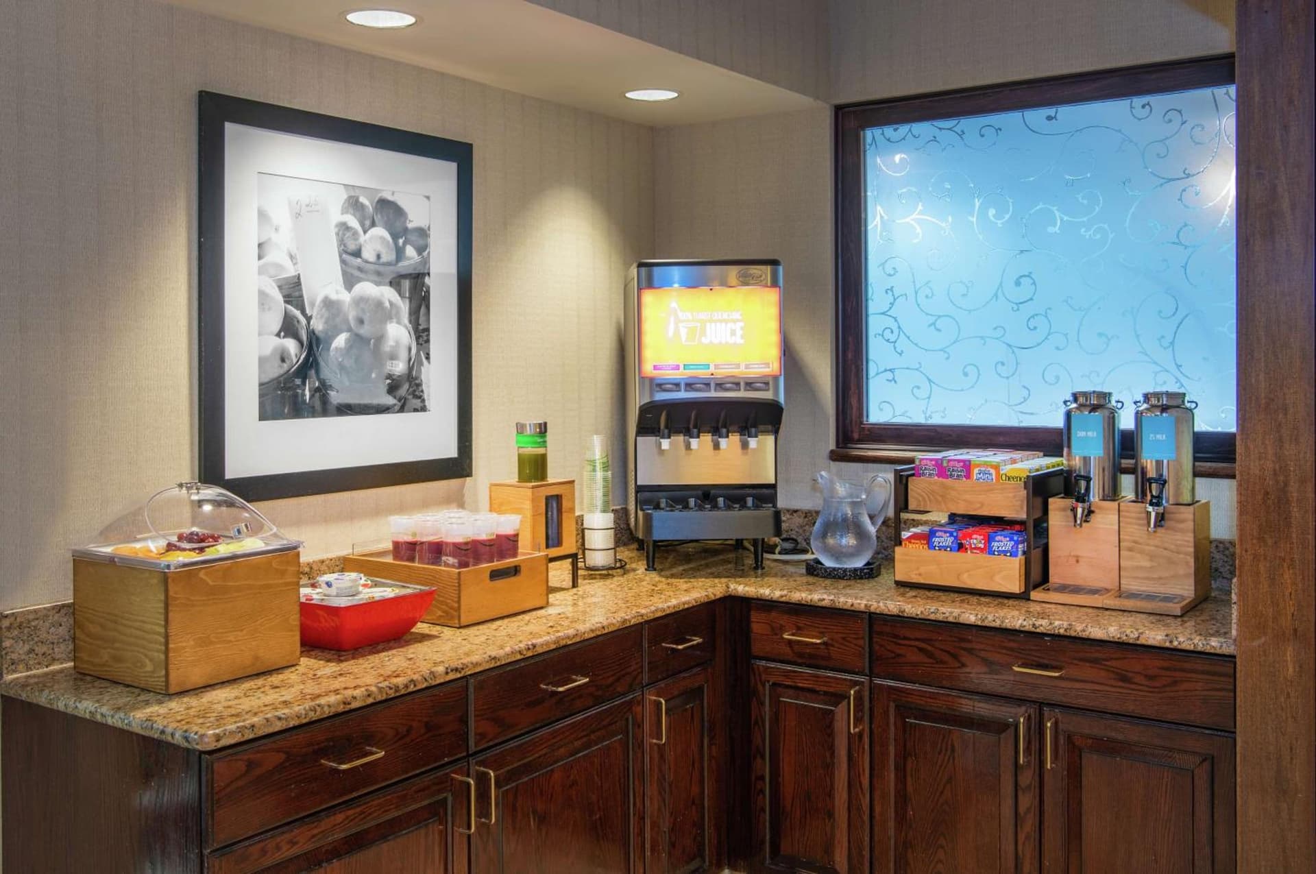 Hampton Inn Erie-South gallery photo in Erie, PA — image 25