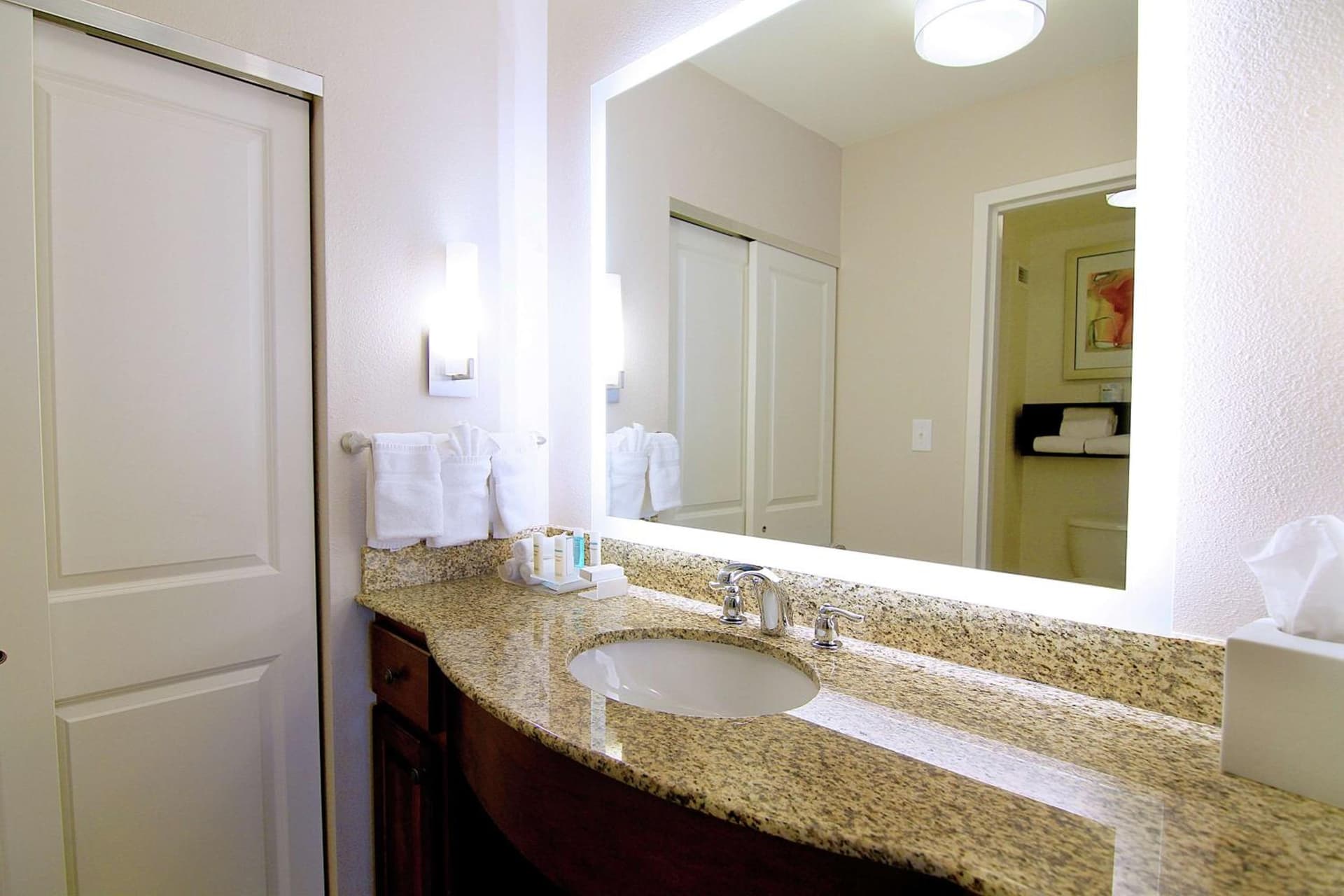 Homewood Suites by Hilton Fargo gallery photo in Fargo, ND — image 55
