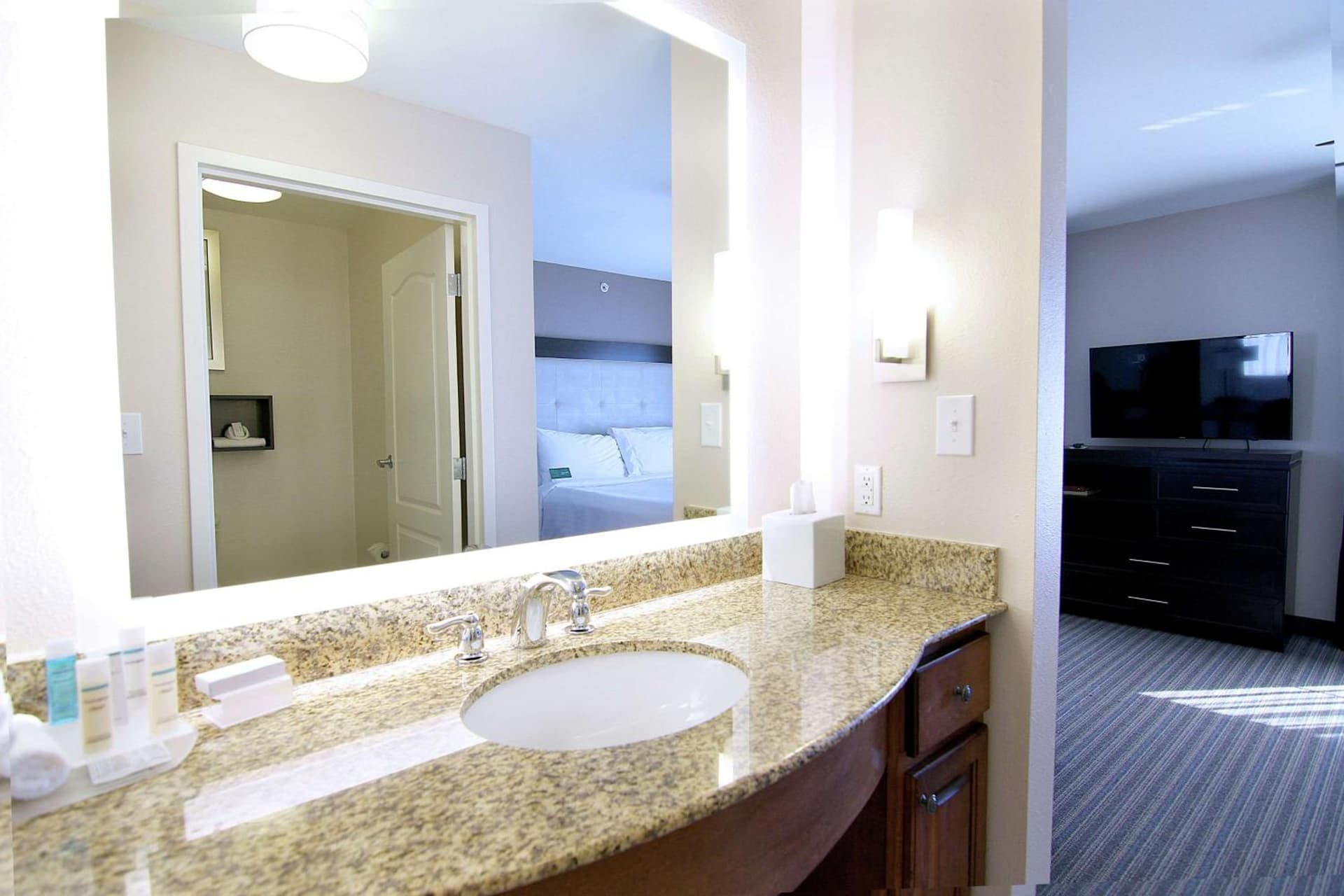 Homewood Suites by Hilton Fargo gallery photo in Fargo, ND — image 54