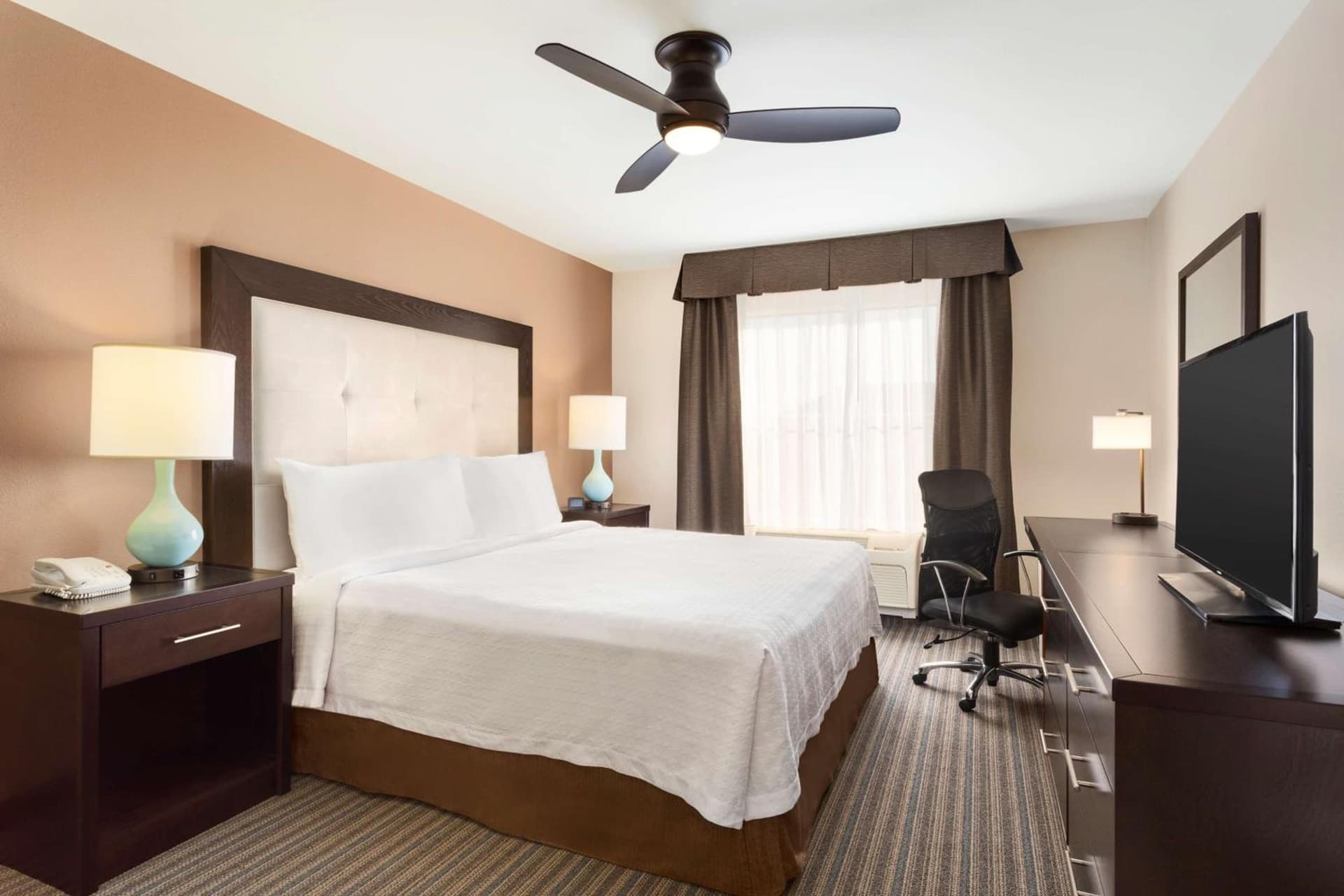 Homewood Suites by Hilton Fargo gallery photo in Fargo, ND — image 56