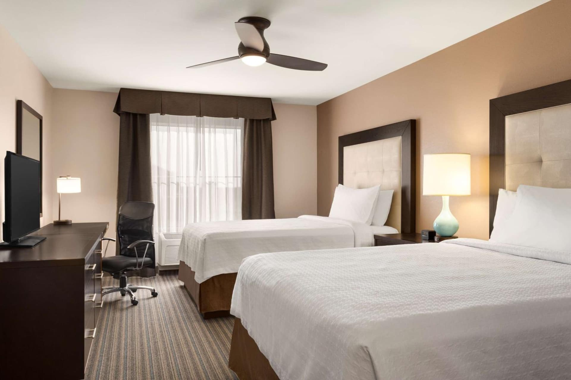 Homewood Suites by Hilton Fargo gallery photo in Fargo, ND — image 41