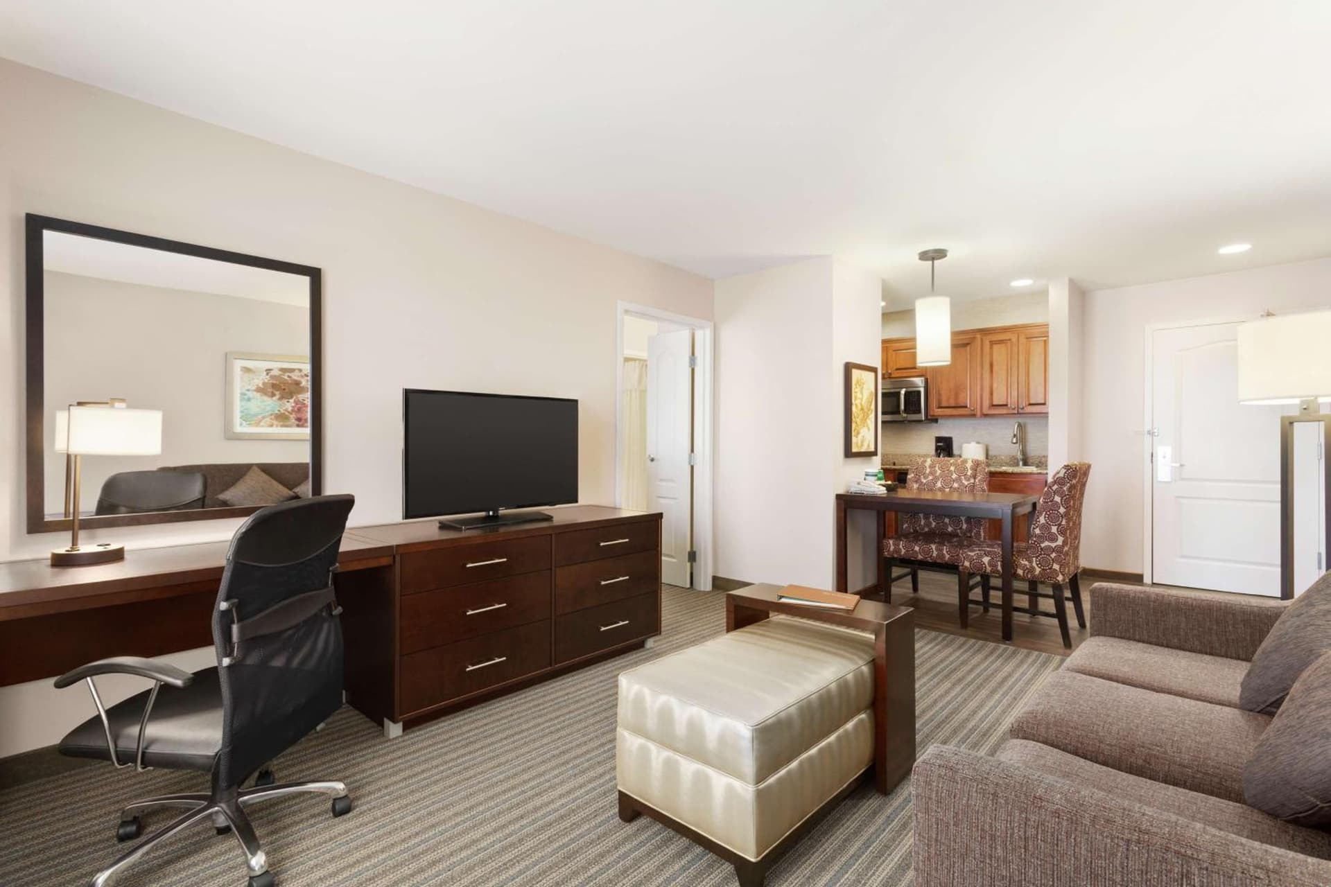 Homewood Suites by Hilton Fargo gallery photo in Fargo, ND — image 19