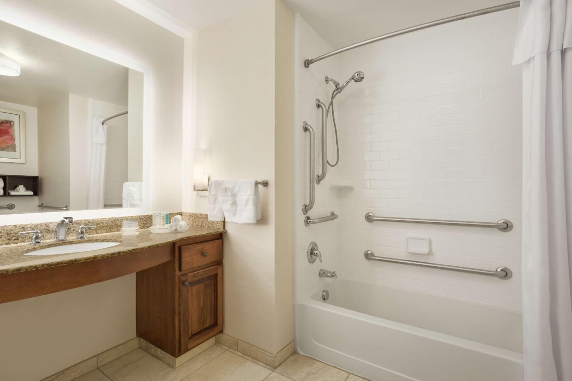 Homewood Suites by Hilton Fargo gallery photo in Fargo, ND — image 5