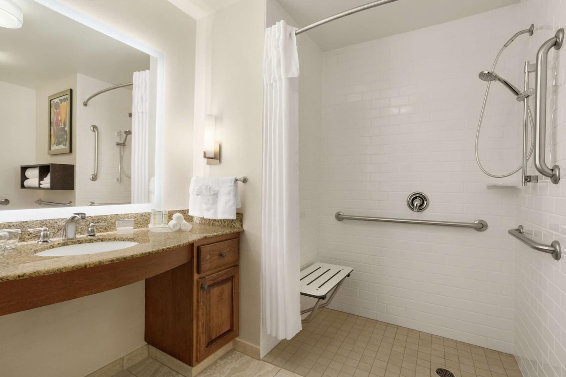 Homewood Suites by Hilton Fargo gallery photo in Fargo, ND — image 14