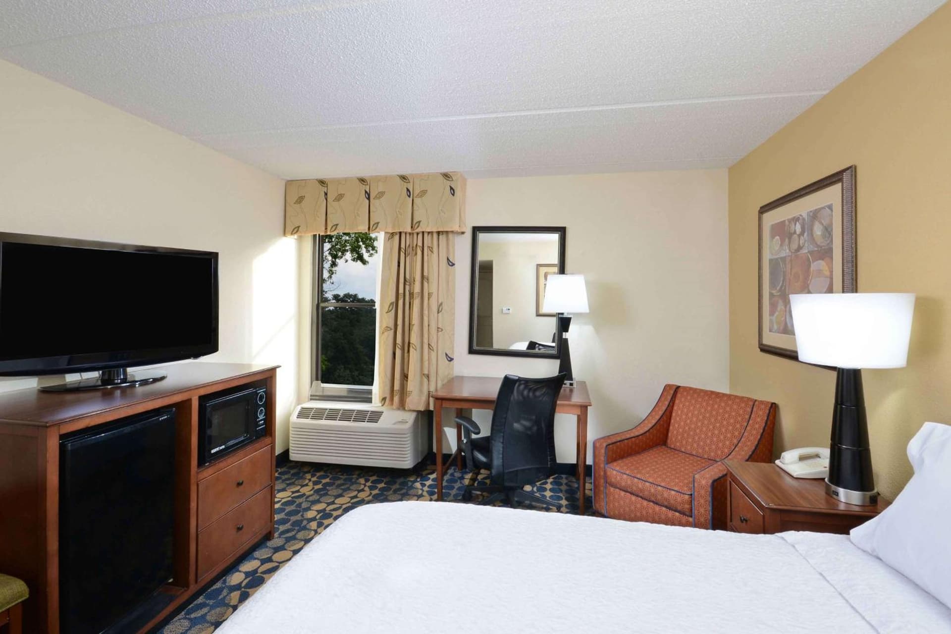Hampton Inn & Suites Dallas Downtown property photo 26 of 45 in Dallas, Texas