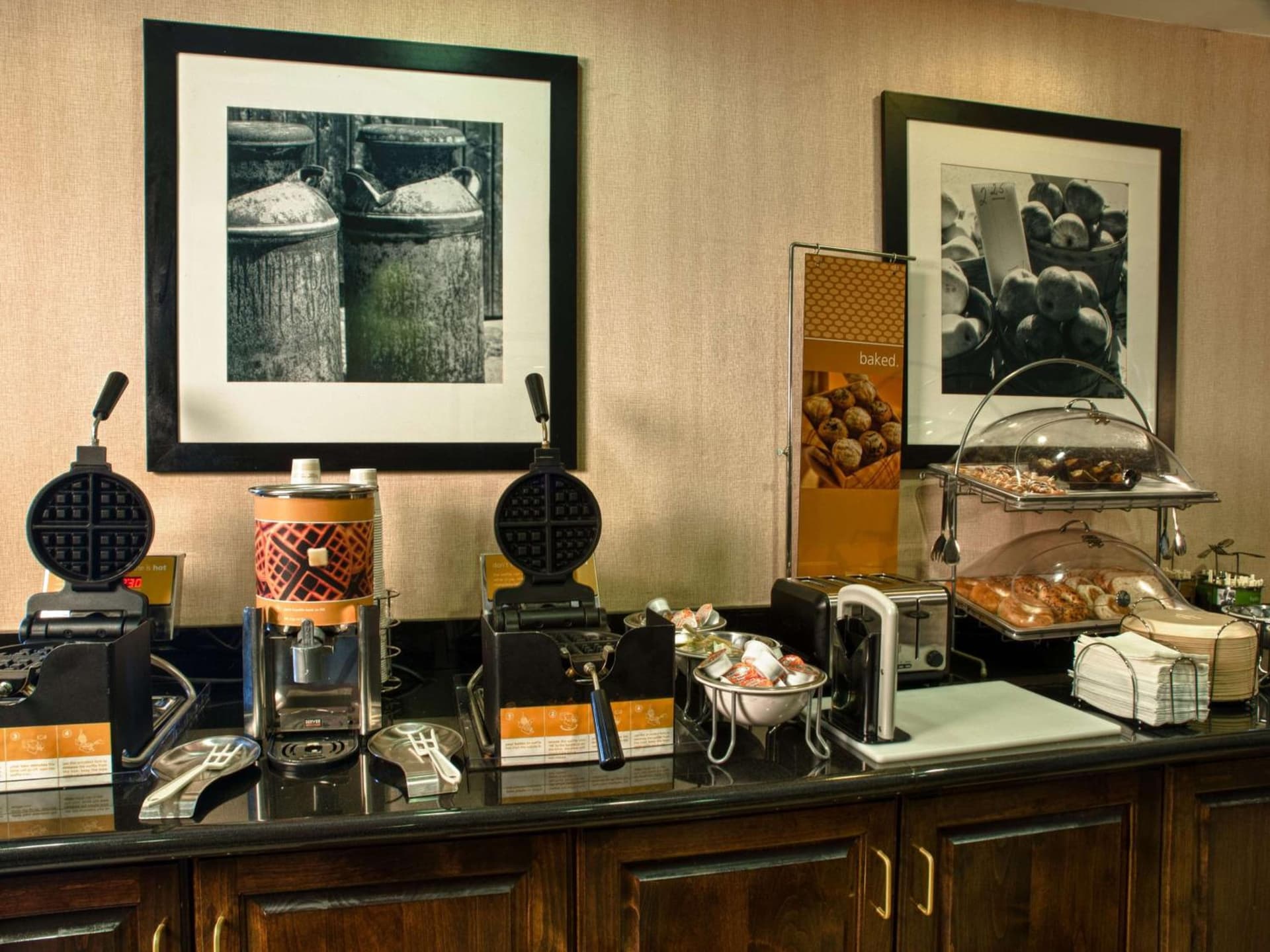 Hampton Inn Spring Lake Fayetteville gallery photo in Spring Lake, NC — image 64