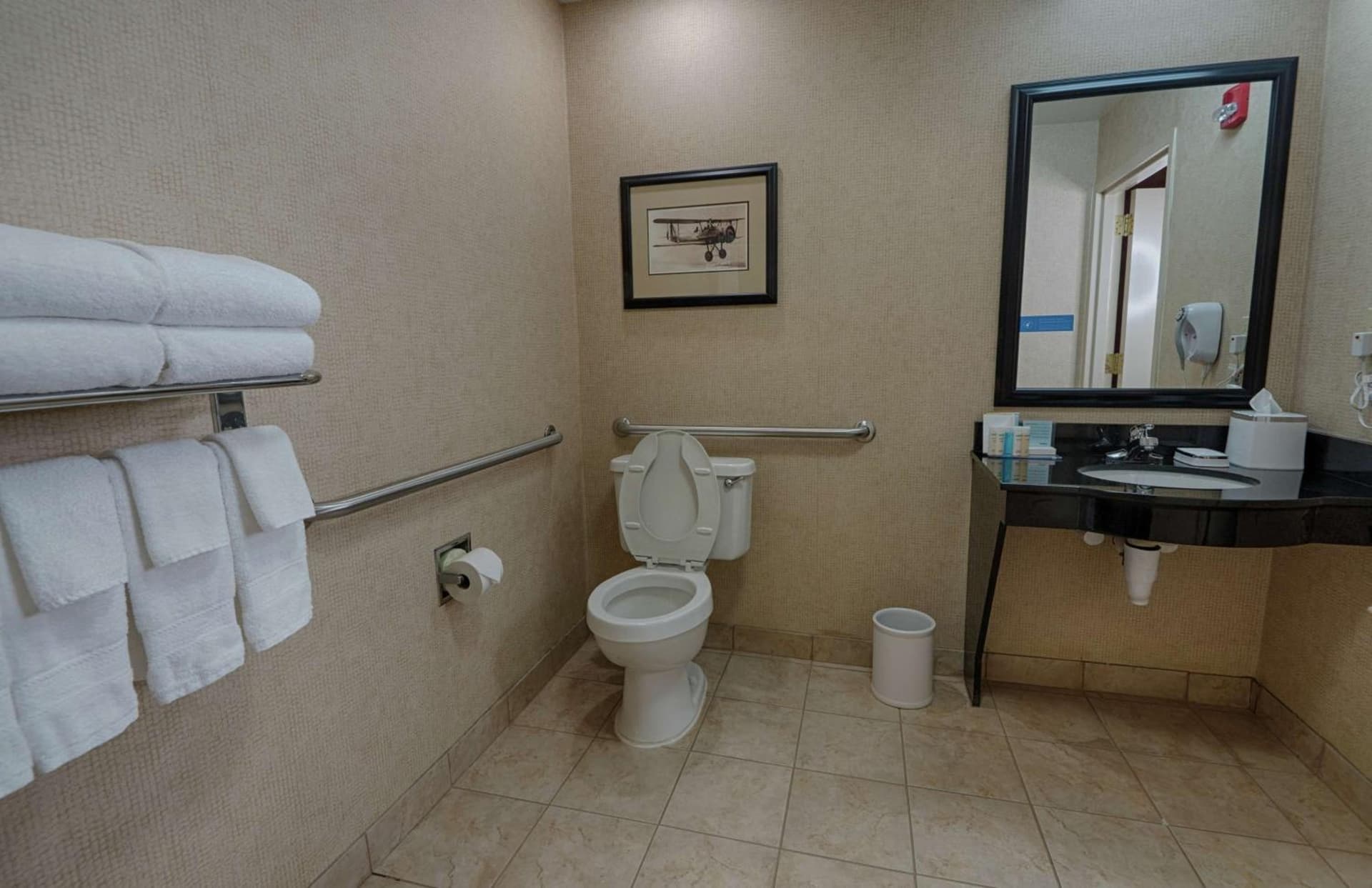 Hampton Inn Spring Lake Fayetteville gallery photo in Spring Lake, NC — image 52