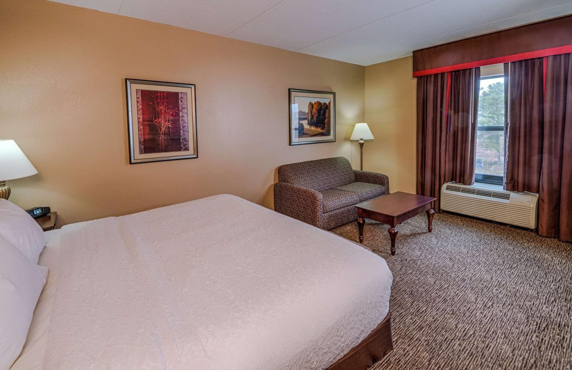Hampton Inn Spring Lake Fayetteville gallery photo in Spring Lake, NC — image 29