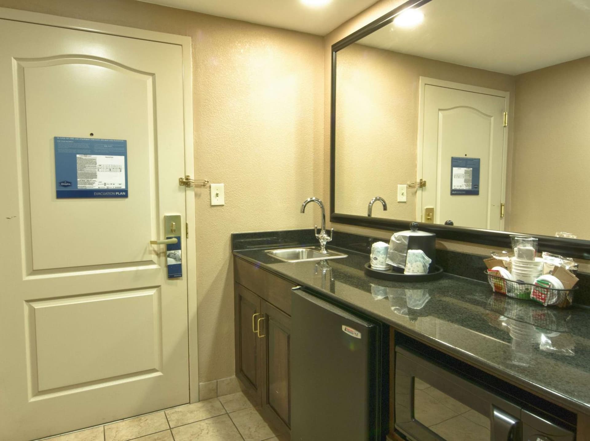 Hampton Inn Spring Lake Fayetteville gallery photo in Spring Lake, NC — image 26