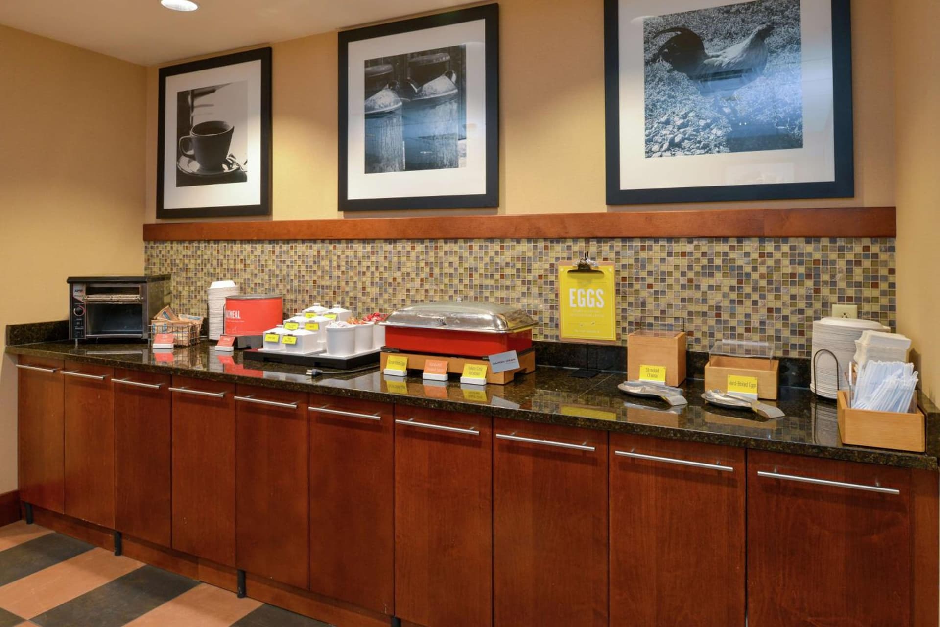 Hampton Inn Frederick gallery photo in Frederick, MD — image 16