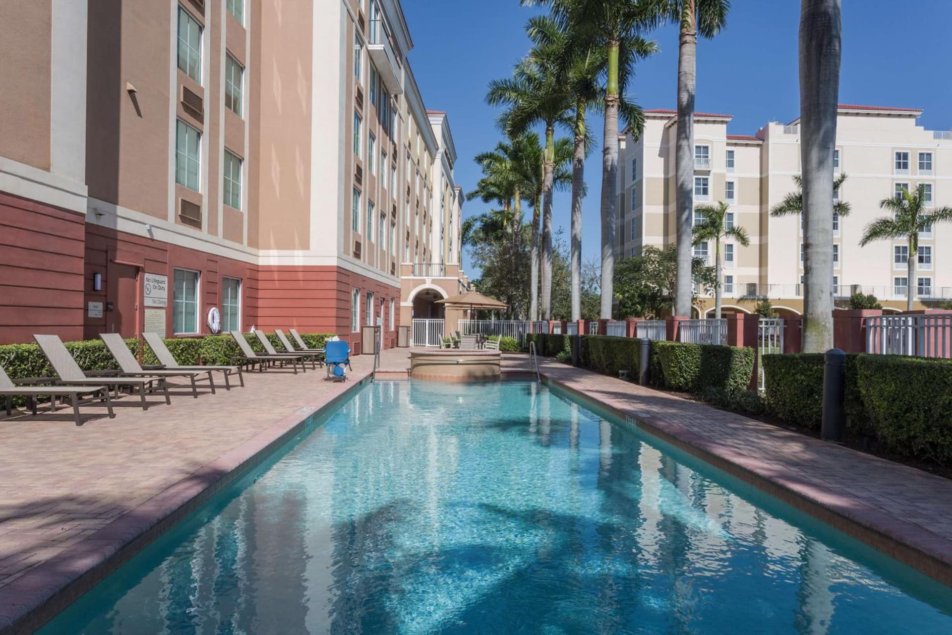 Hampton Inn & Suites Fort Lauderdale - Miramar interior in Miramar, FL — gallery photo 2