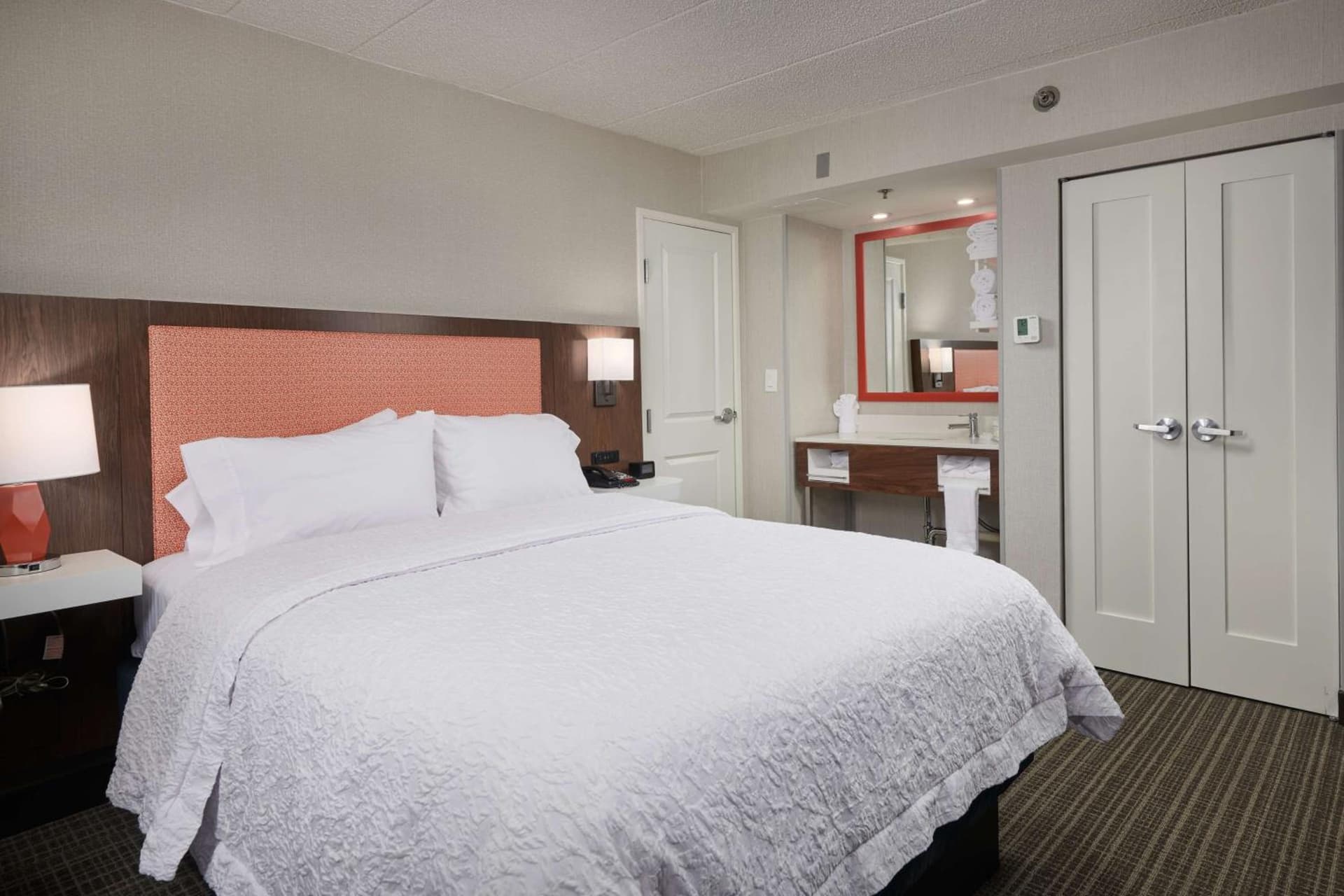 Hampton Inn Fairfax City gallery photo in Fairfax, VA — image 38