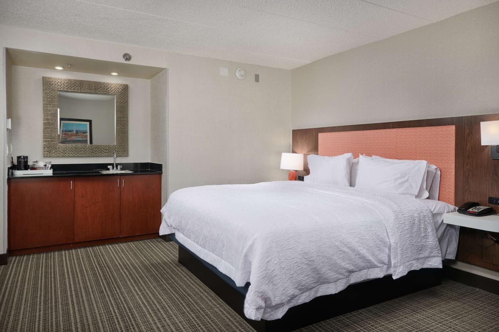 Hampton Inn Fairfax City gallery photo in Fairfax, VA — image 13