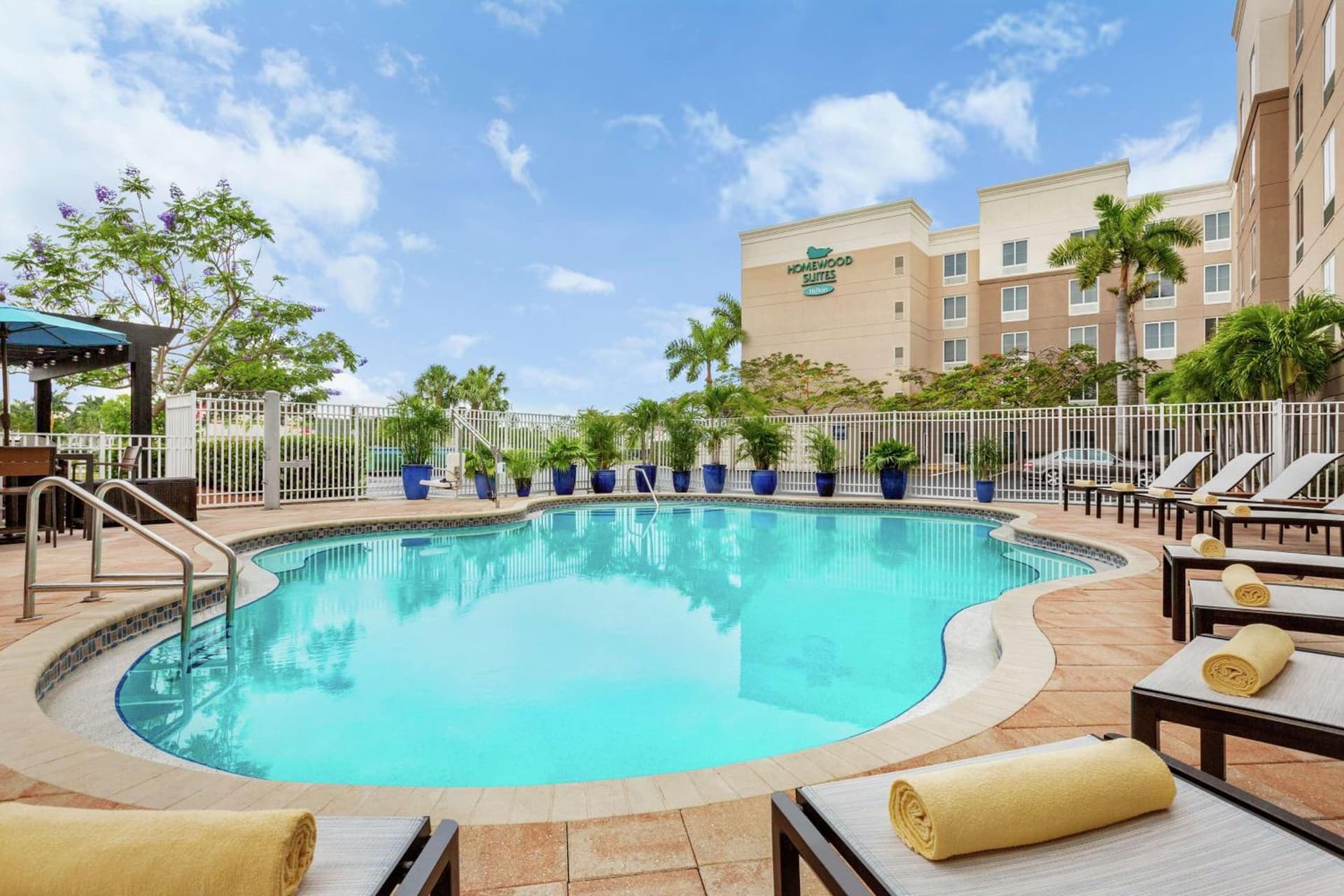 Homewood Suites Fort Myers Airport - FGCU gallery photo in Fort Myers, FL — image 8