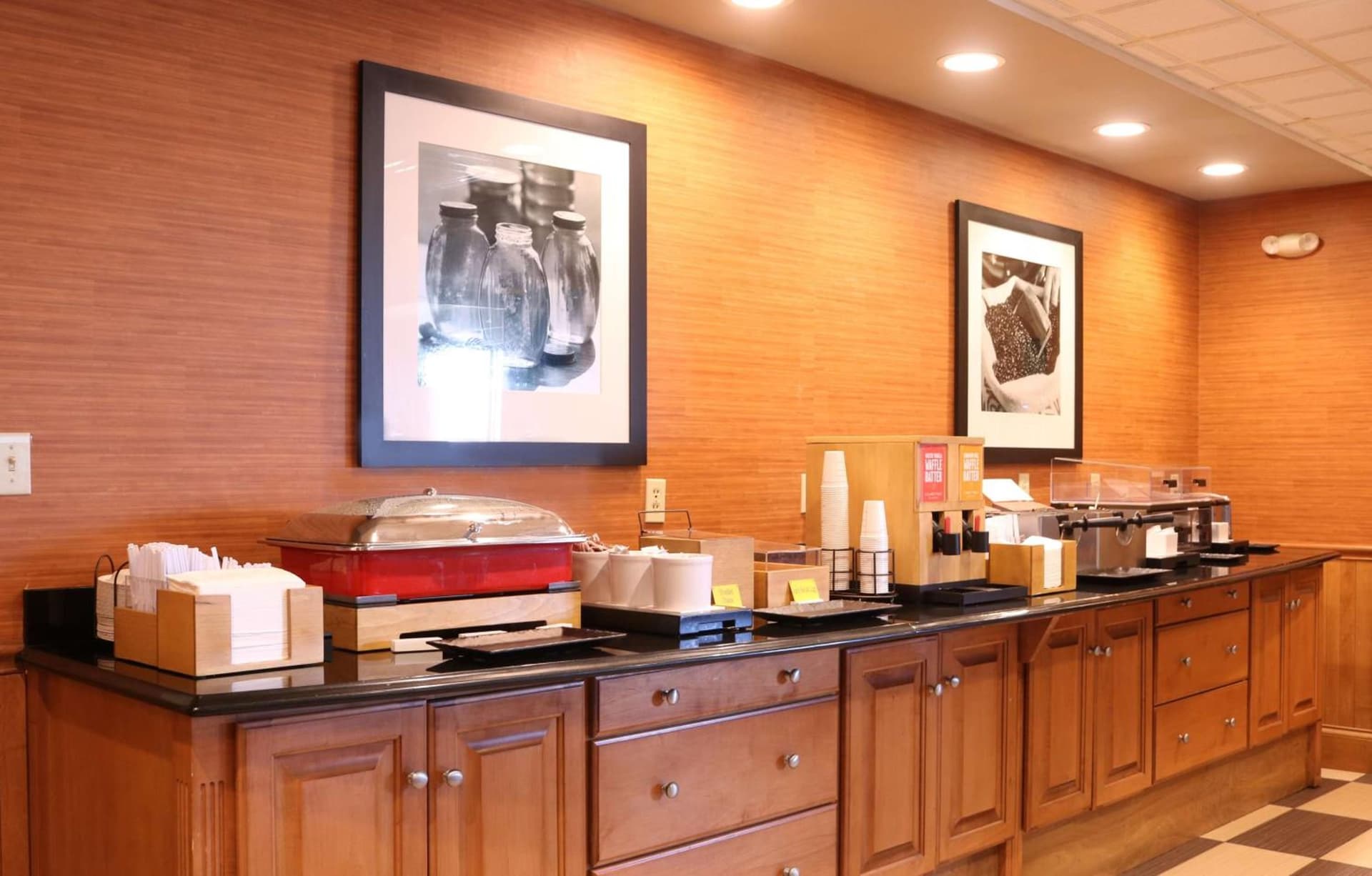 Hampton Inn & Suites Fremont gallery photo in Fremont, OH — image 24