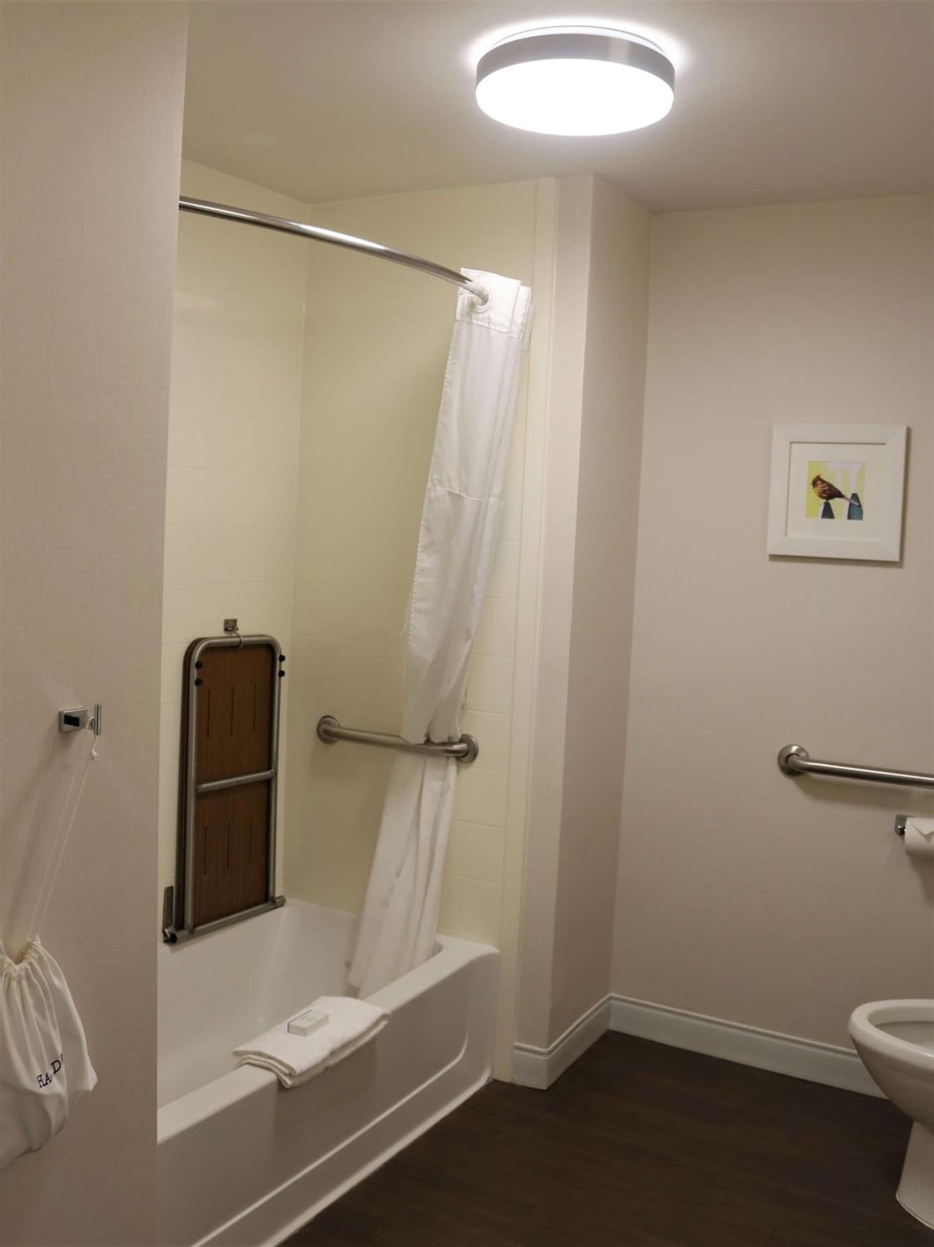 Hampton Inn & Suites Fremont gallery photo in Fremont, OH — image 14