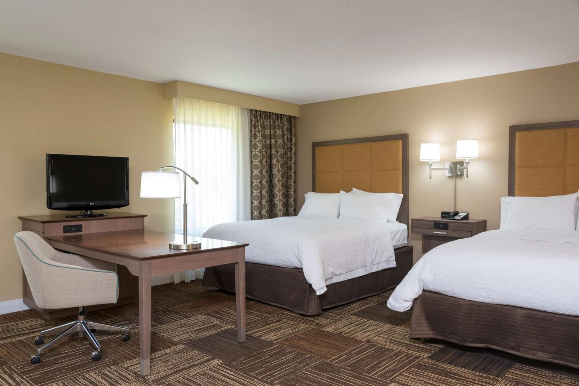 Hampton Inn & Suites Fremont gallery photo in Fremont, OH — image 32