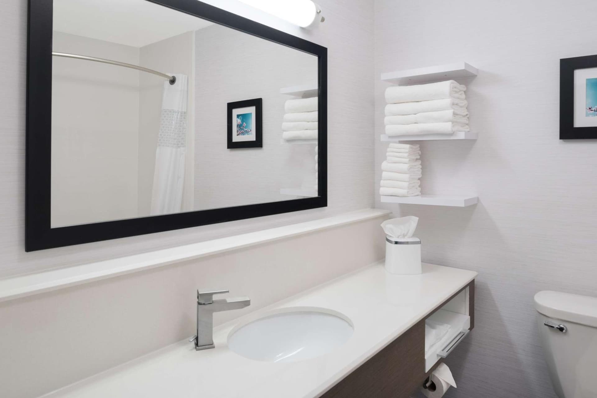 Hampton Inn North Sioux City gallery photo in North Sioux City, SD — image 10