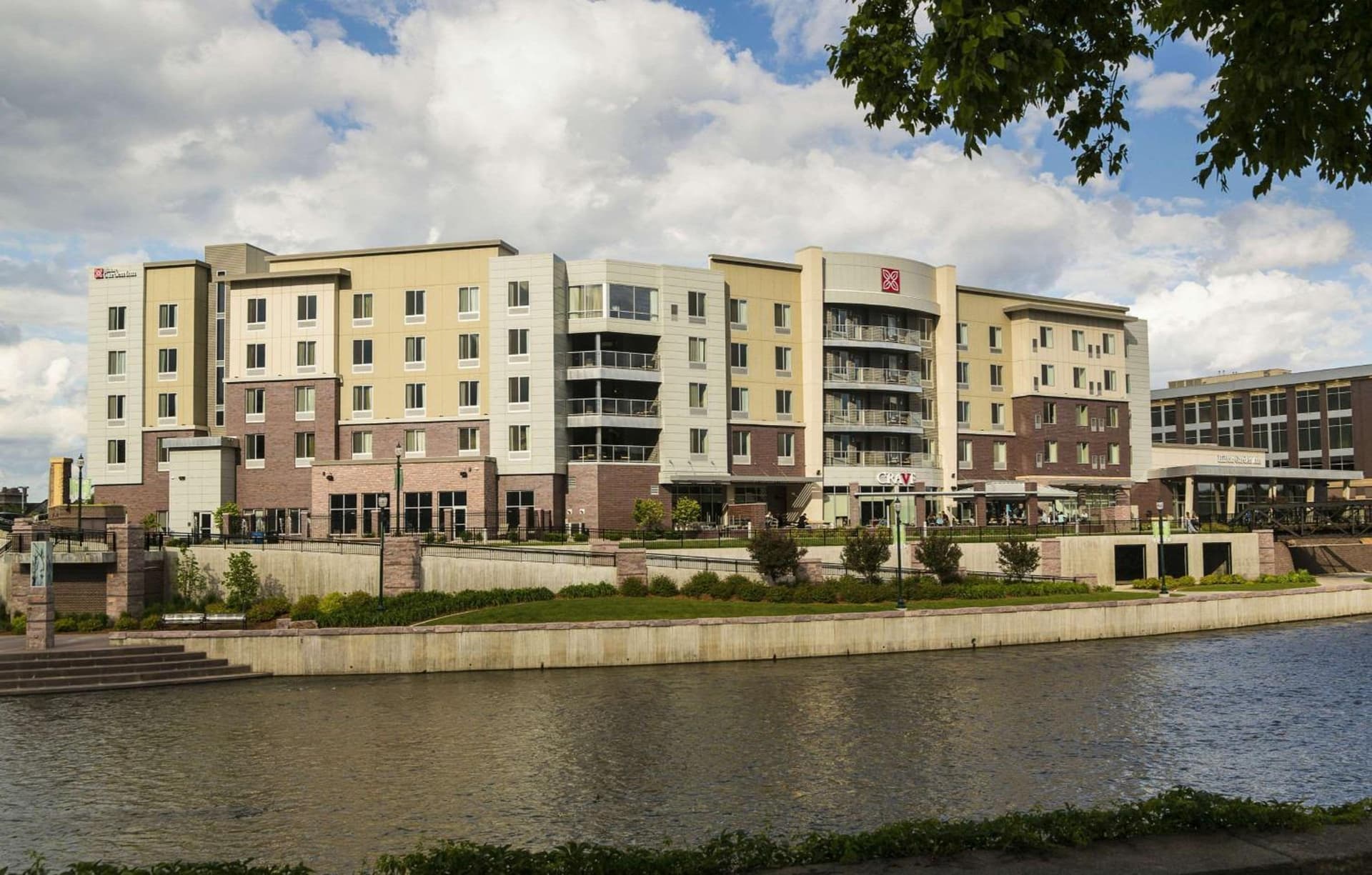 Hilton Garden Inn Sioux Falls Downtown interior in Sioux Falls, SD — gallery photo 2