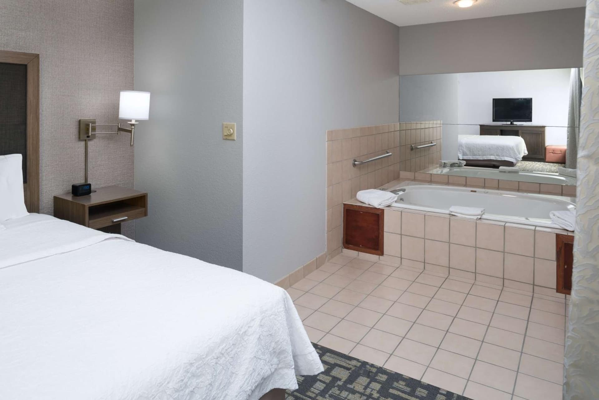 Hampton Inn North Sioux City gallery photo in North Sioux City, SD — image 35