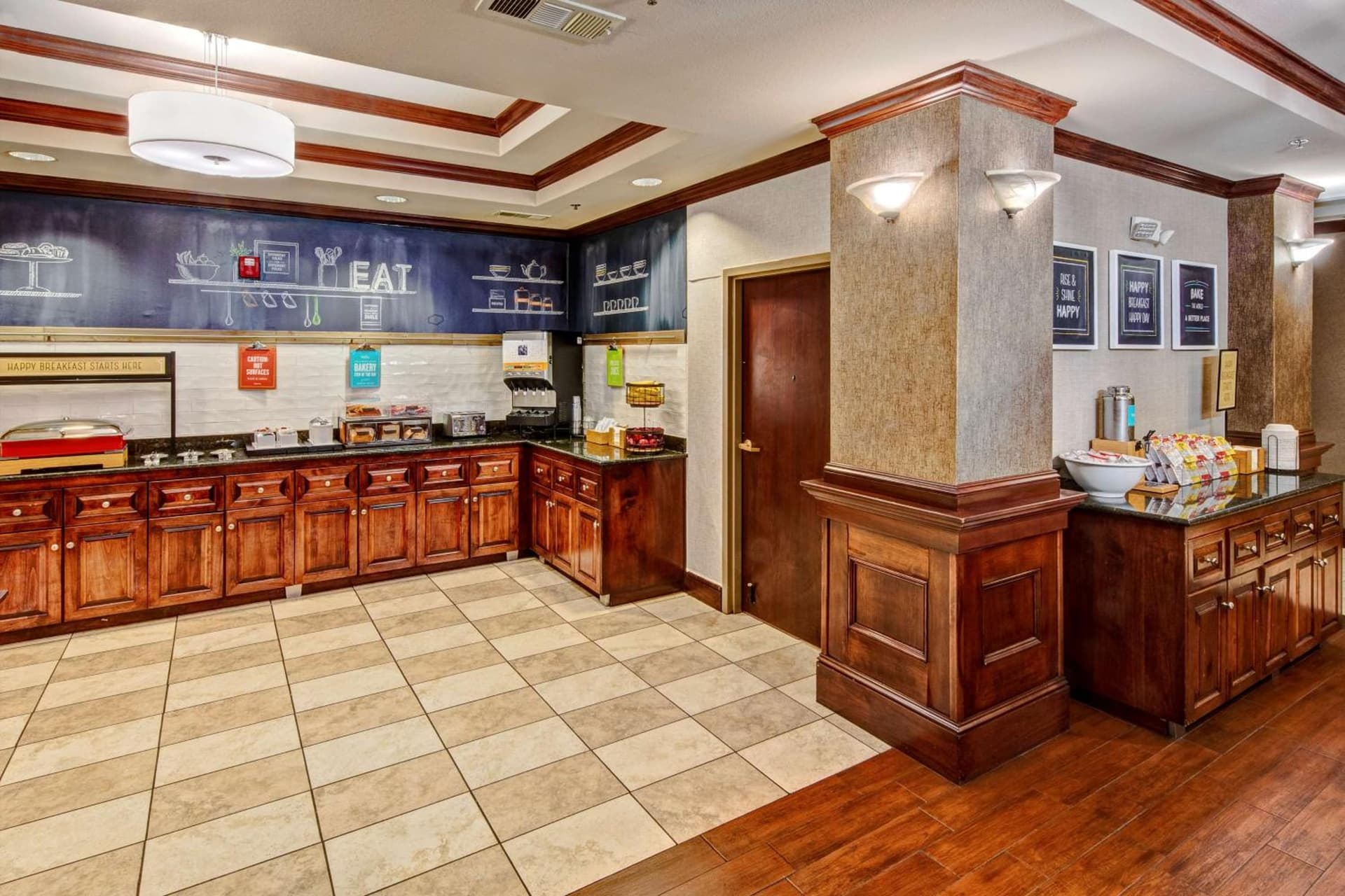Hampton Inn Van Buren gallery photo in Van Buren, AR — image 12