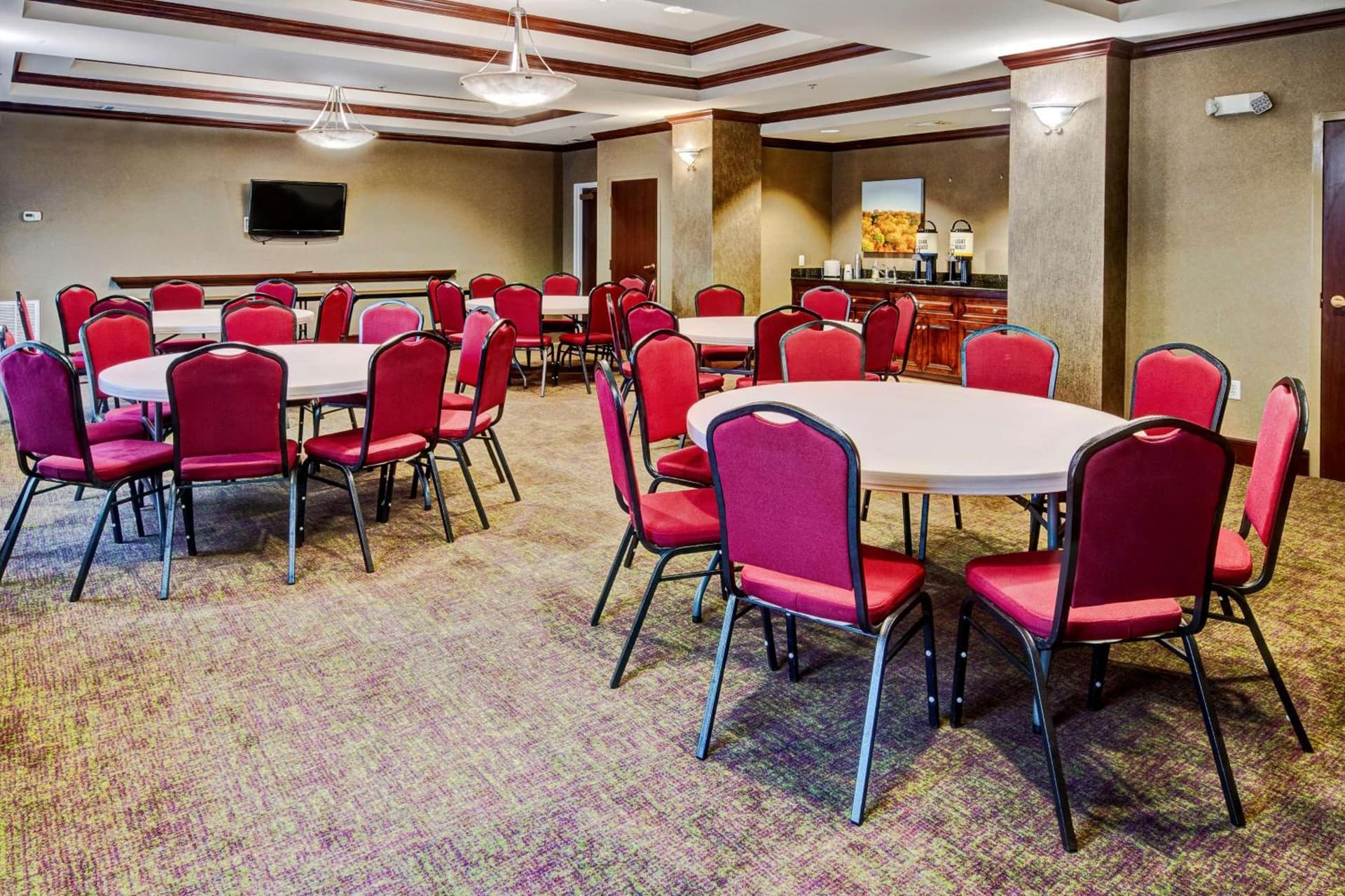 Hampton Inn Van Buren gallery photo in Van Buren, AR — image 7