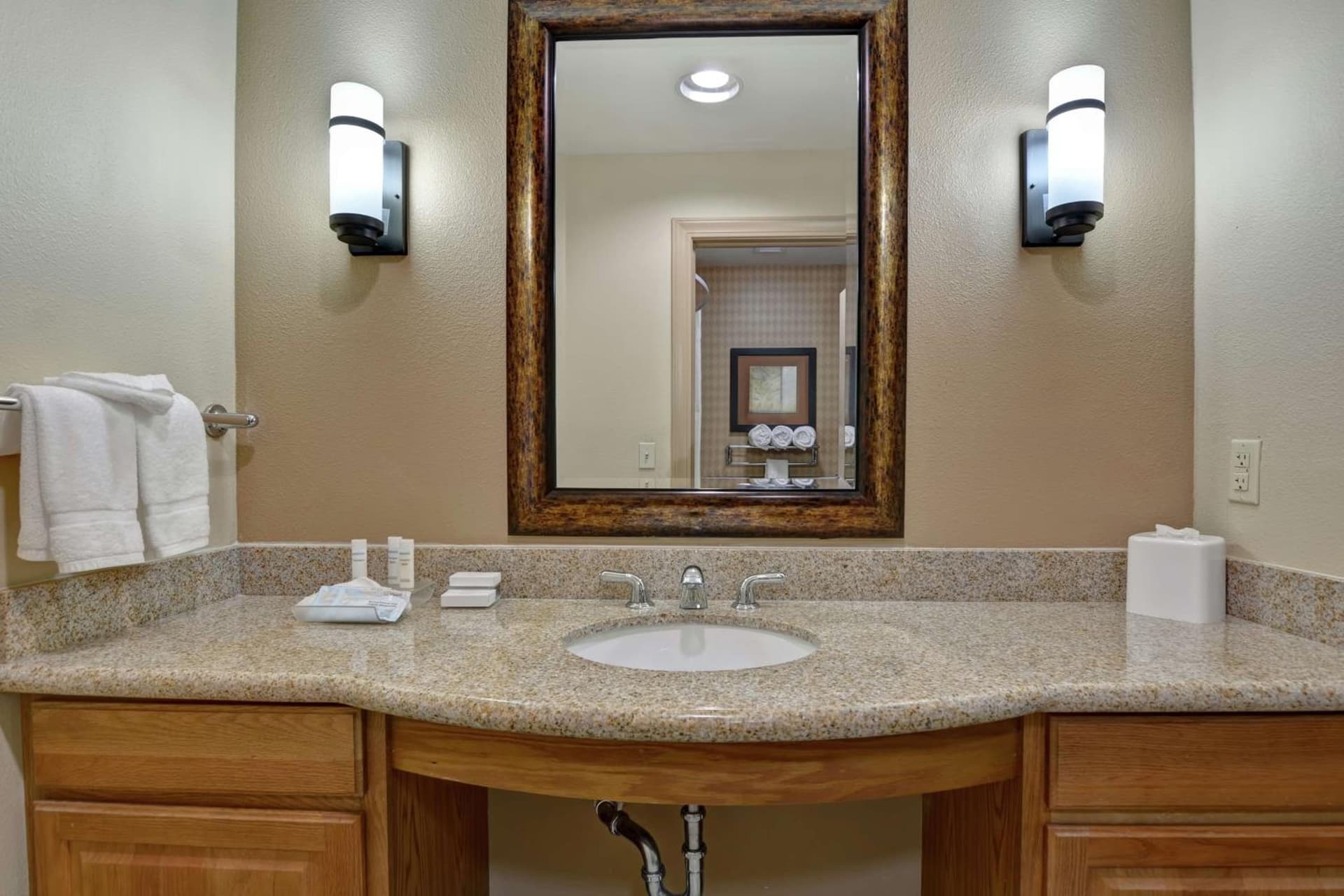Homewood Suites by Hilton Fayetteville gallery photo in Fayetteville, AR — image 40