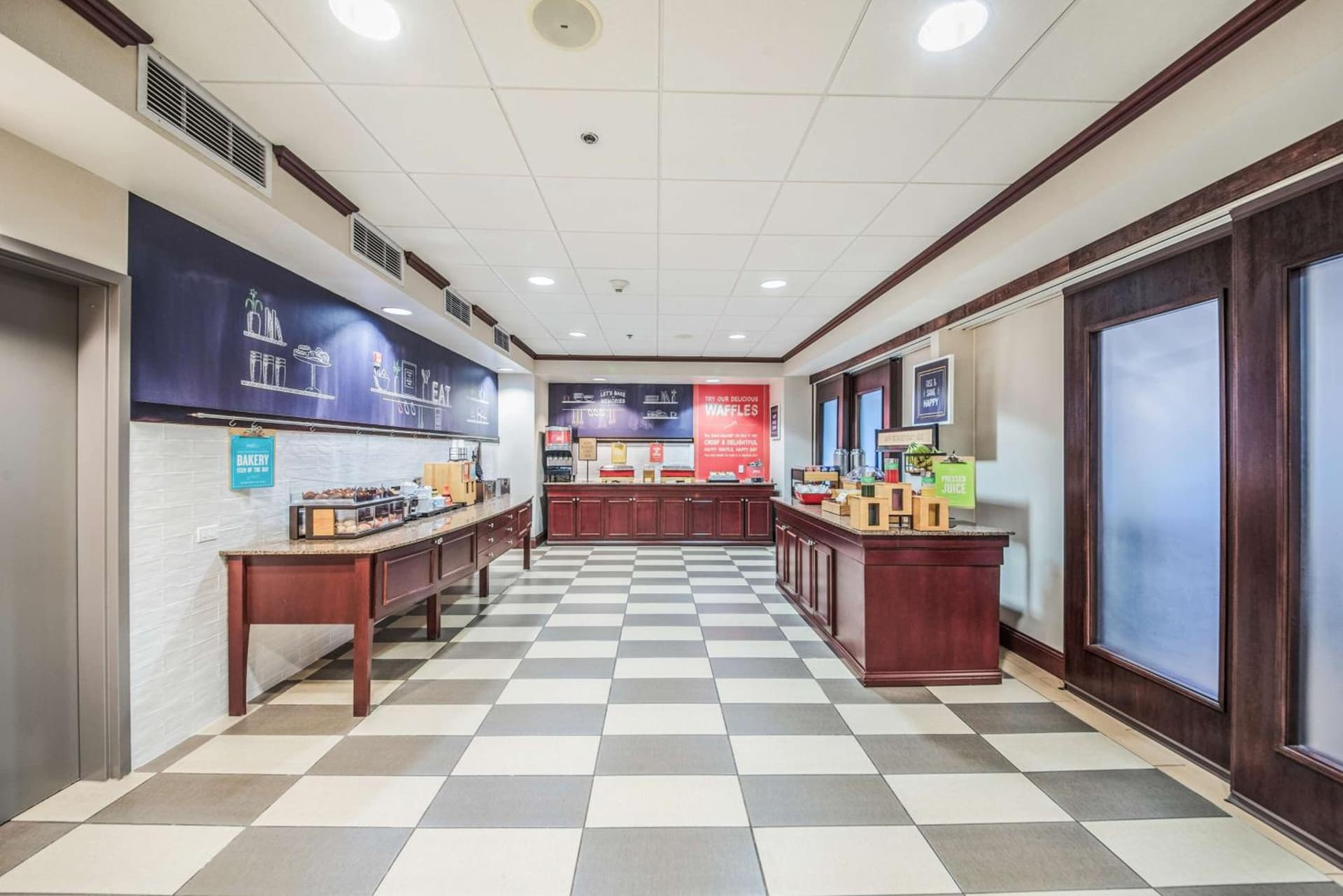 Hampton Inn Greenfield gallery photo in Greenfield, IN — image 23
