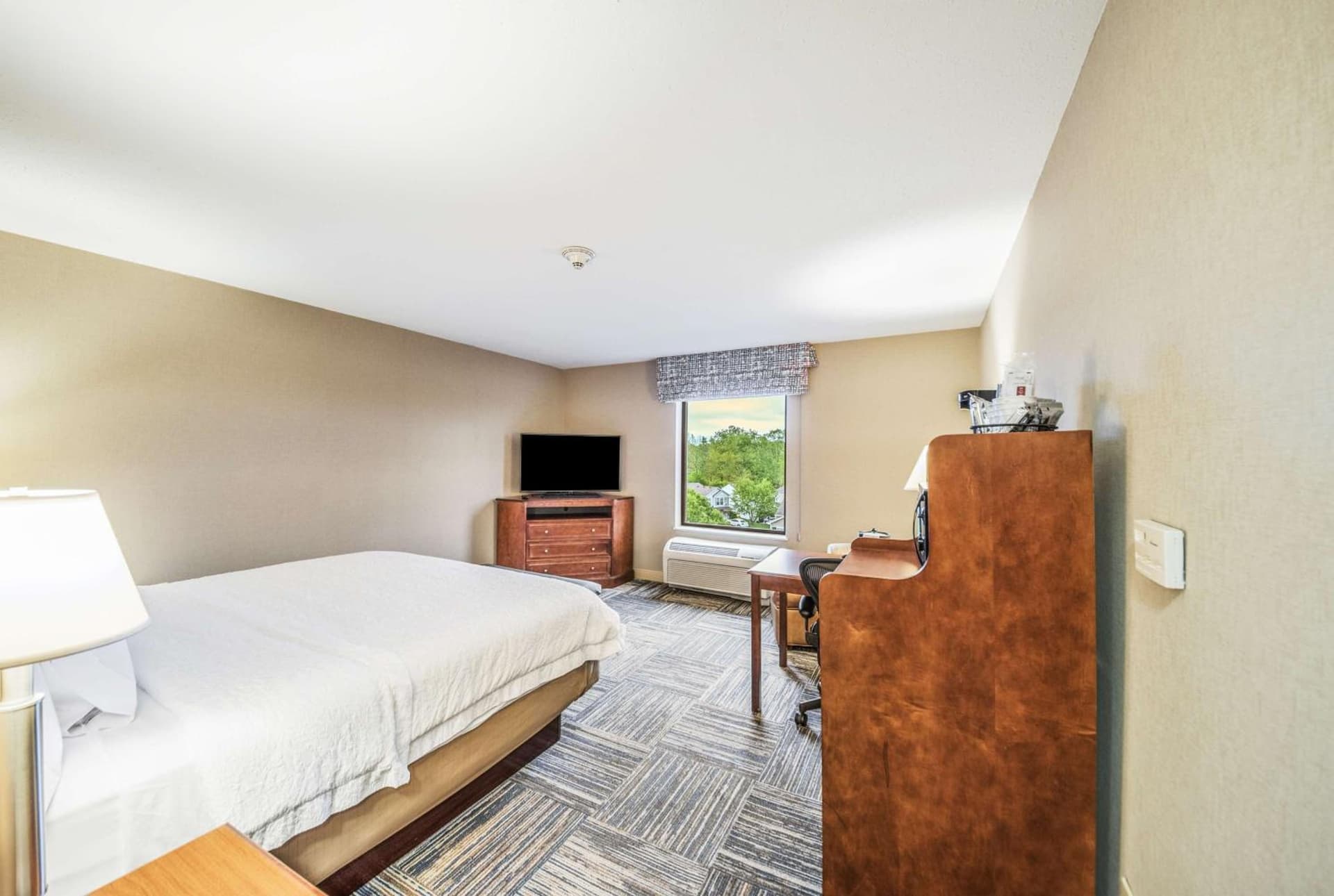 Hampton Inn Greenfield gallery photo in Greenfield, IN — image 16