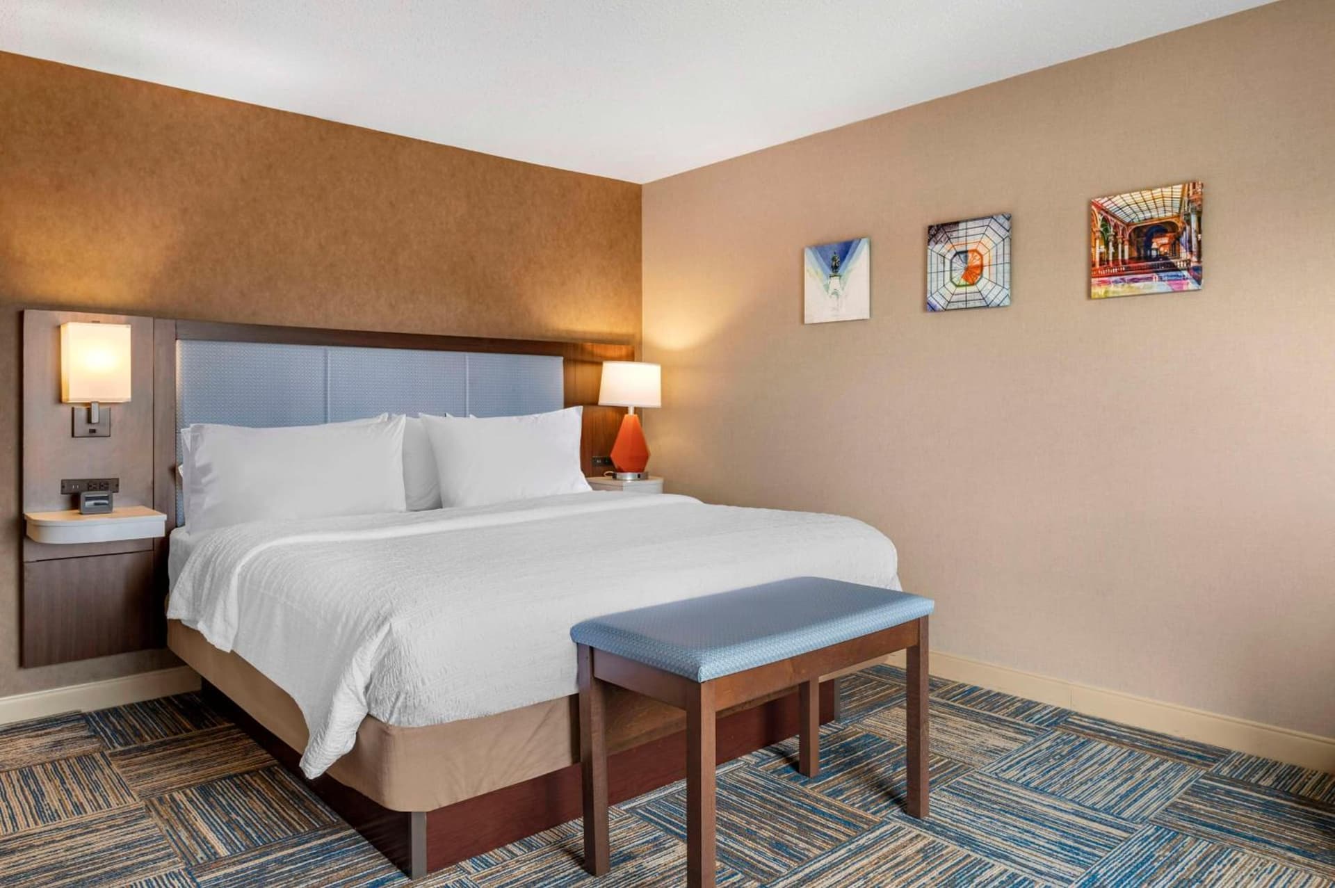 Hampton Inn Greenfield gallery photo in Greenfield, IN — image 12