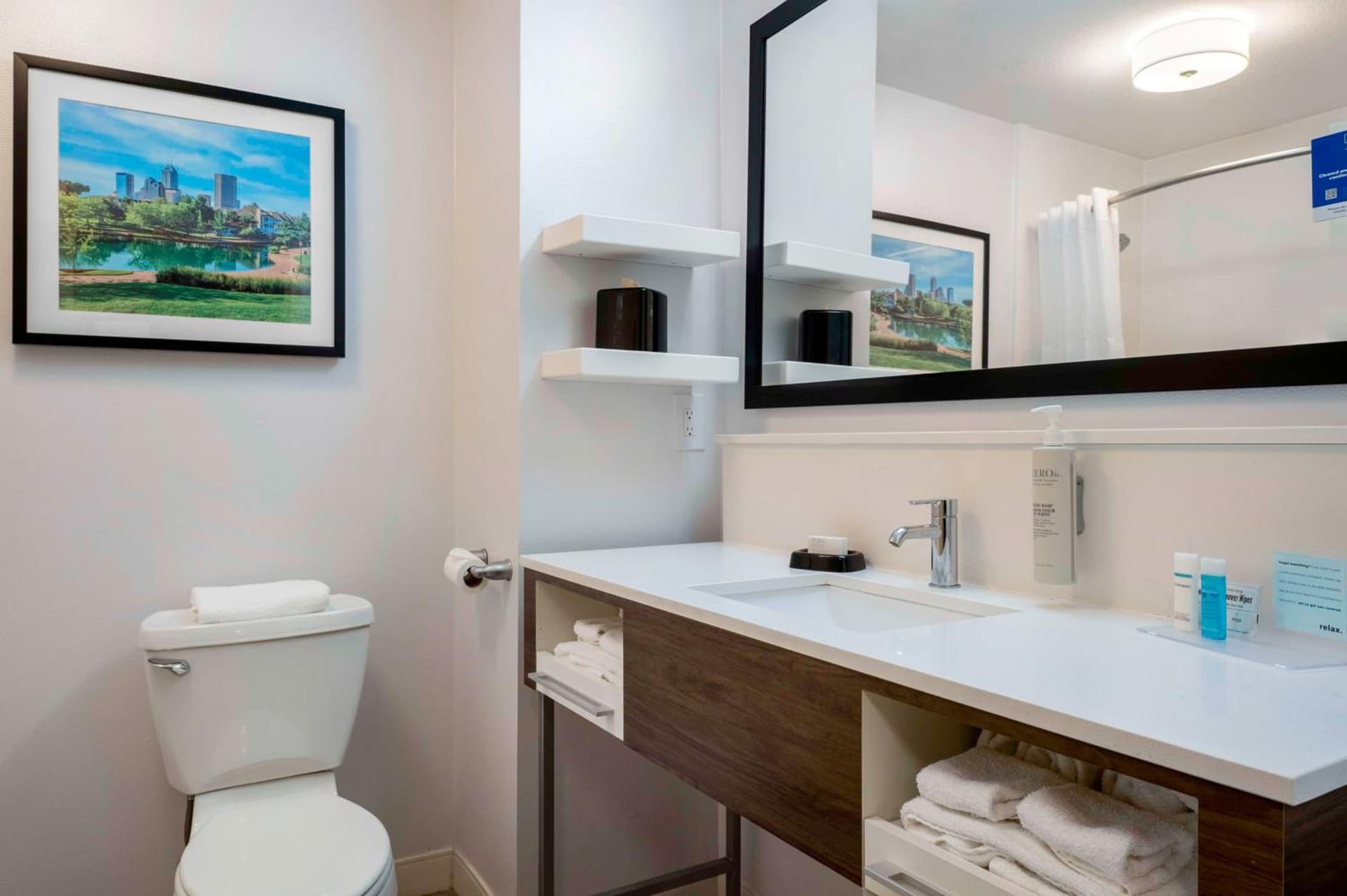Hampton Inn Greenfield gallery photo in Greenfield, IN — image 53