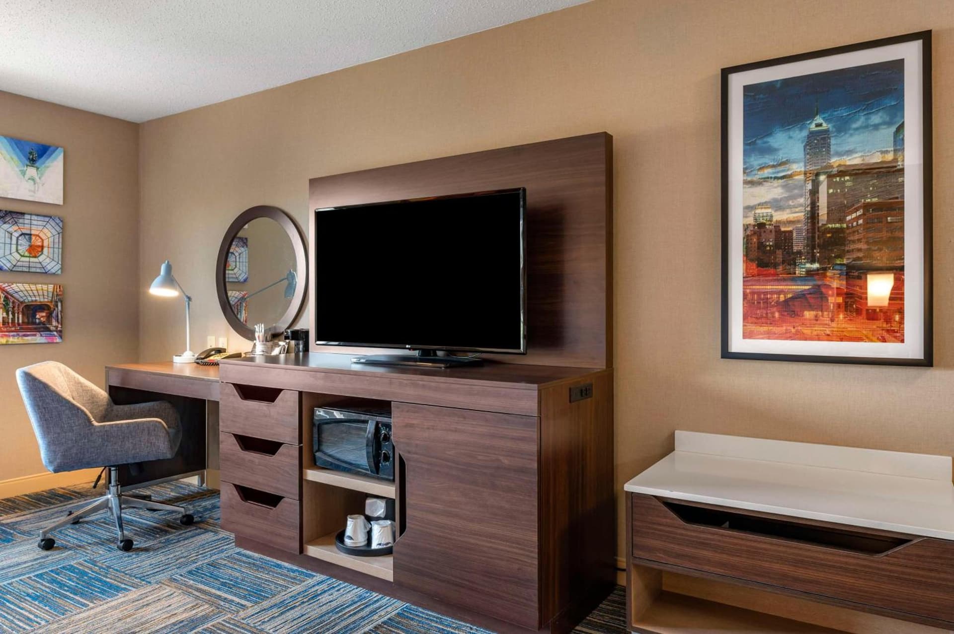 Hampton Inn Greenfield gallery photo in Greenfield, IN — image 9
