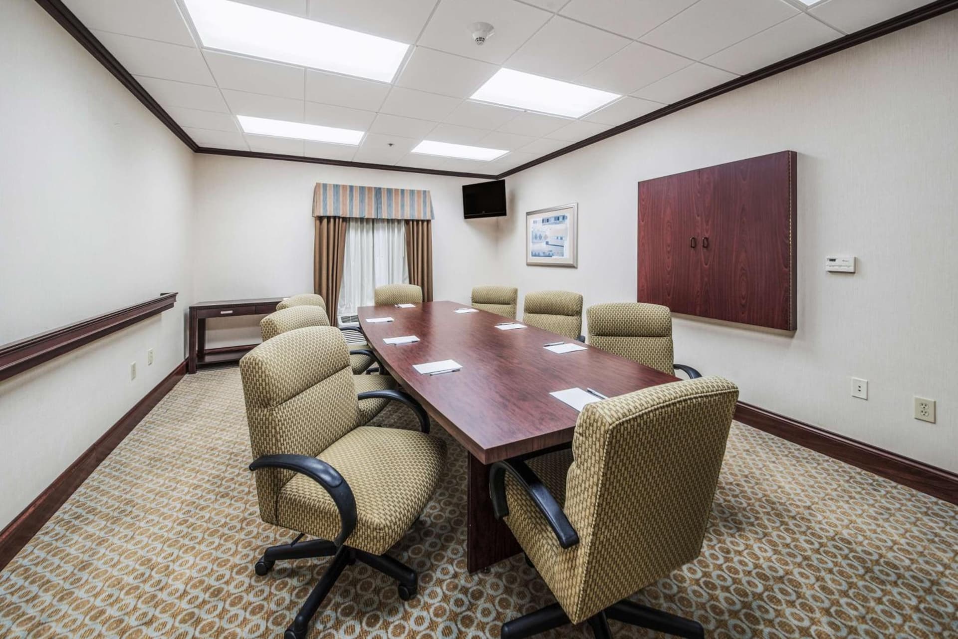 Hampton Inn Greenfield gallery photo in Greenfield, IN — image 42