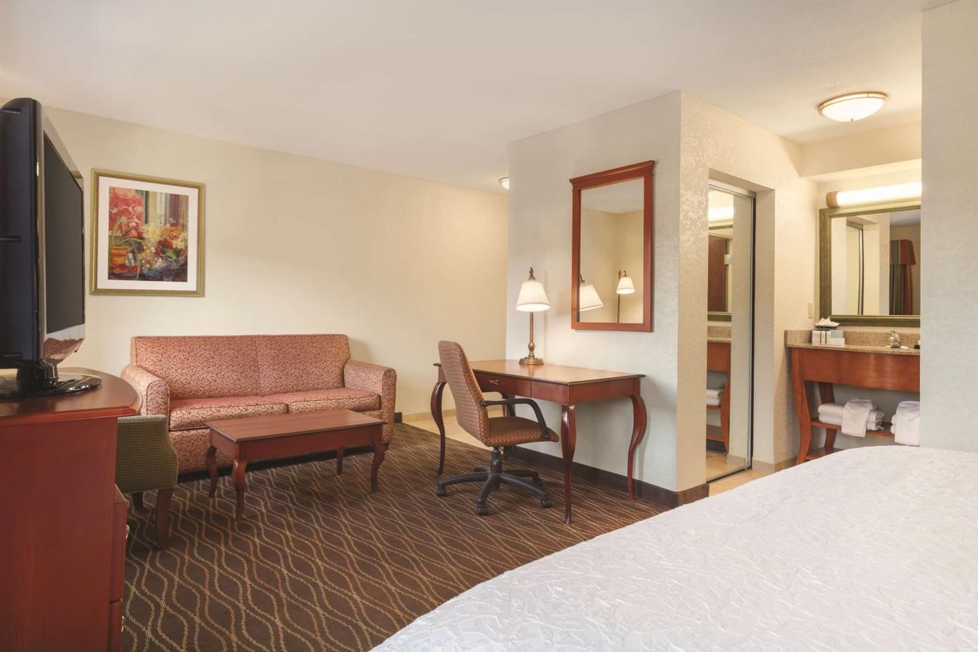 Hampton Inn & Suites Greenfield gallery photo in Greenfield — image 42