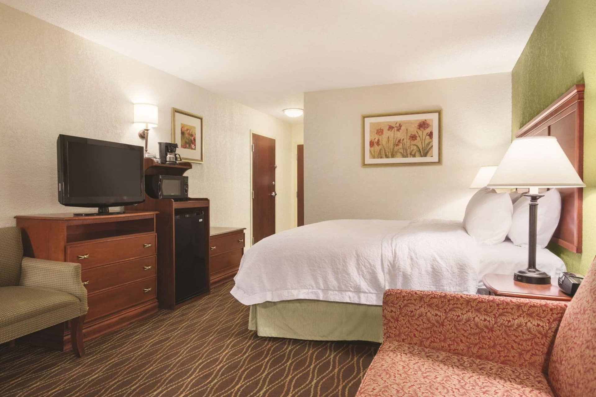 Hampton Inn & Suites Greenfield gallery photo in Greenfield — image 11