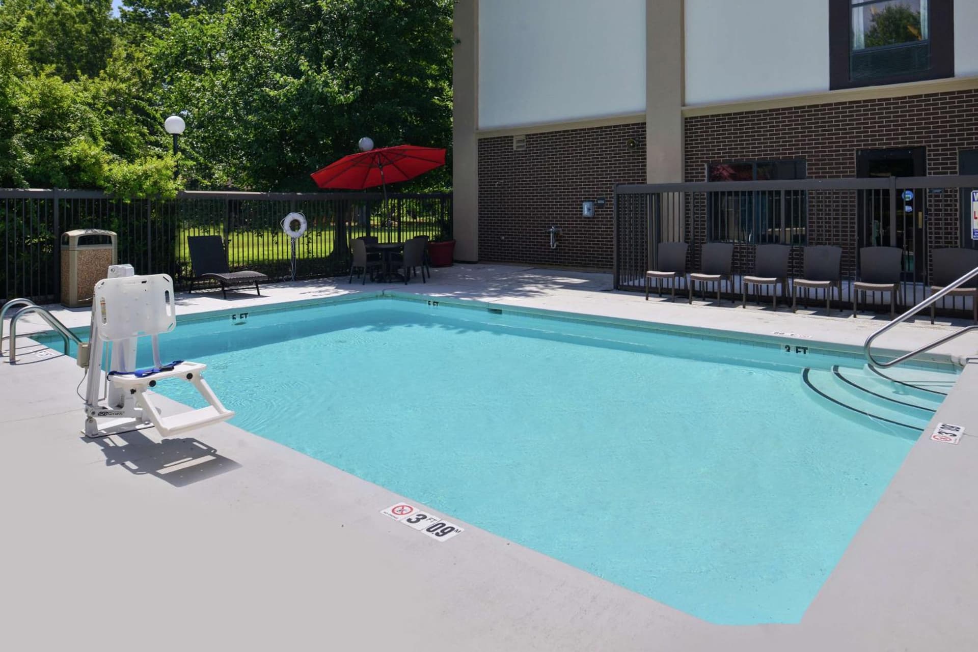 Hampton Inn Greensboro East / McLeansville gallery photo in McLeansville, NC — image 16