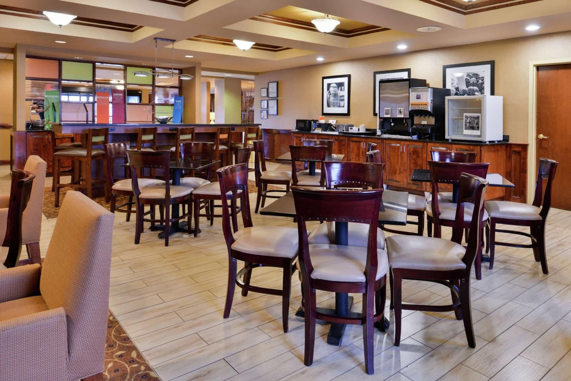 Hampton Inn Greensboro East / McLeansville gallery photo in McLeansville, NC — image 14