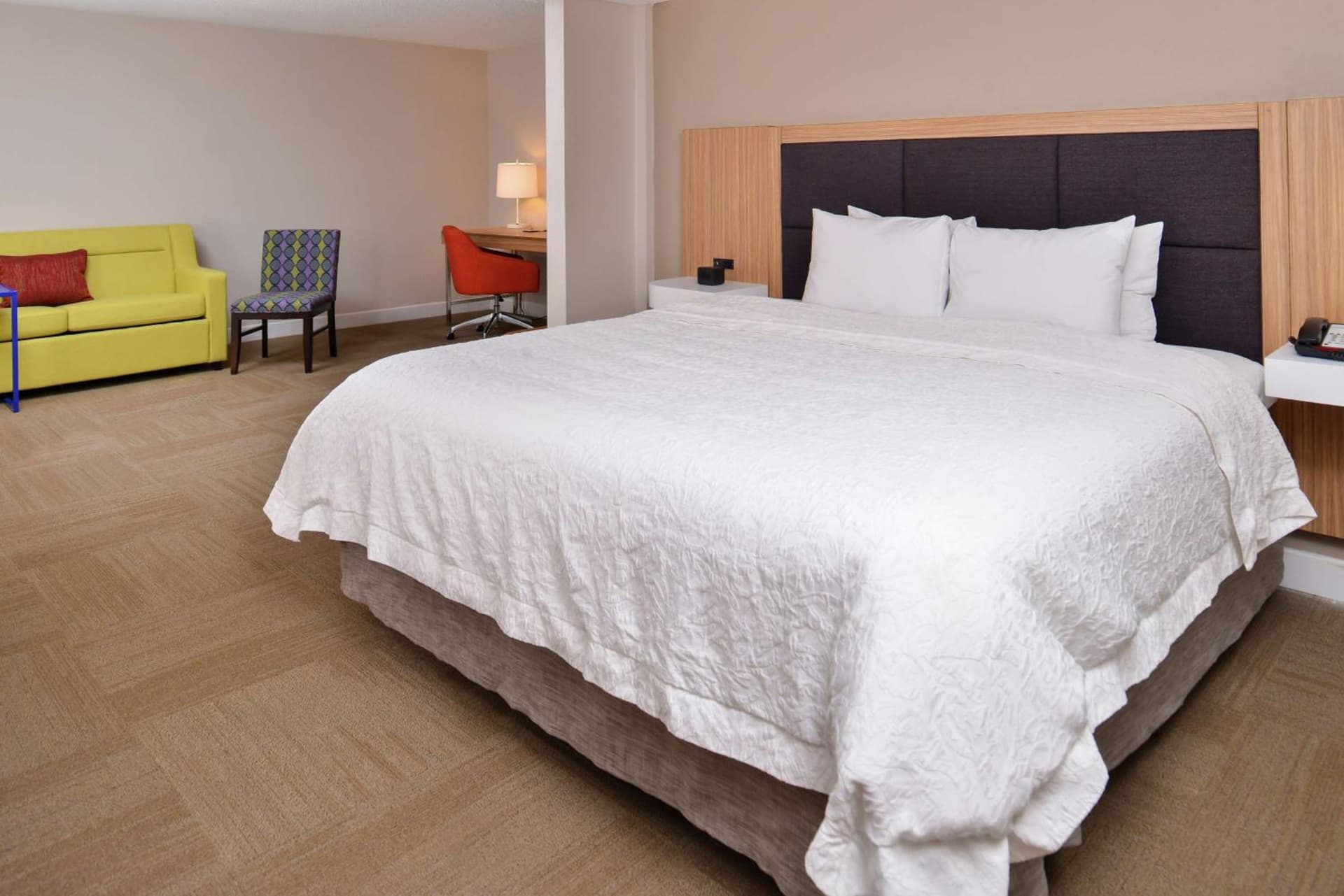 Hampton Inn Greensboro East / McLeansville gallery photo in McLeansville, NC — image 17