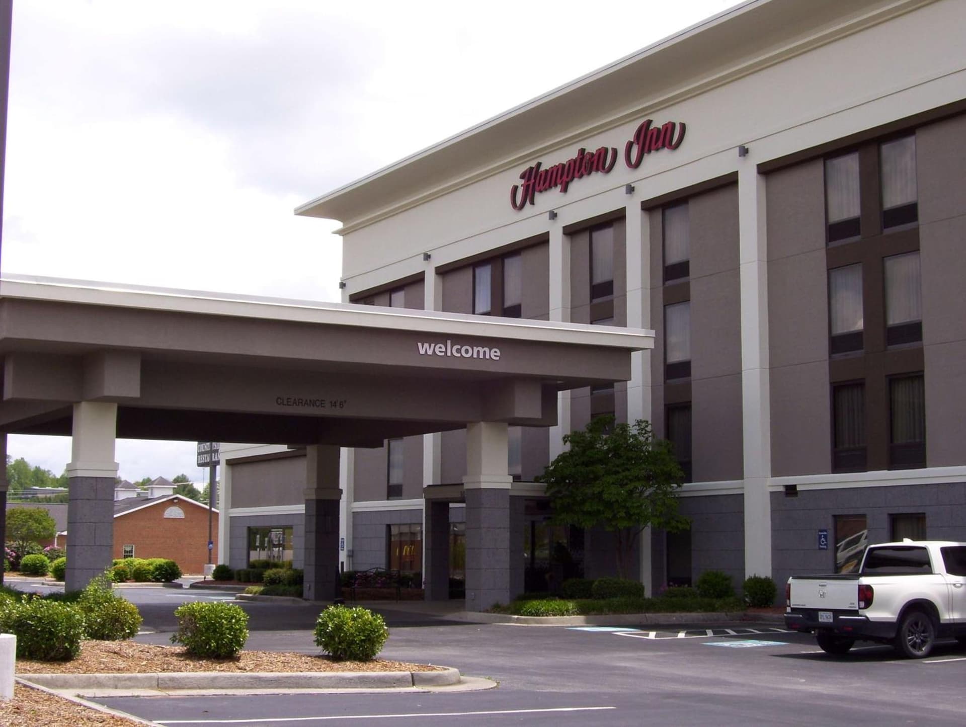 Hampton Inn - Hillsville interior in Hillsville, VA — gallery photo 2