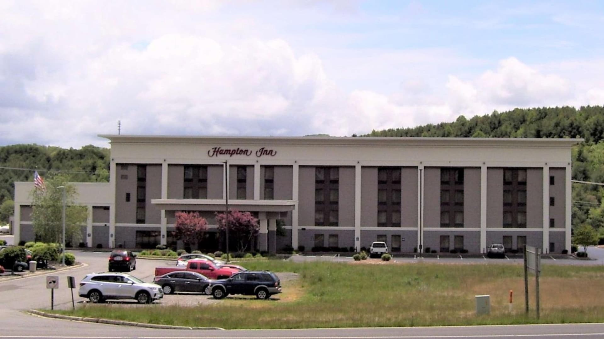 Hampton Inn - Hillsville property views in Hillsville, VA — gallery photo 3