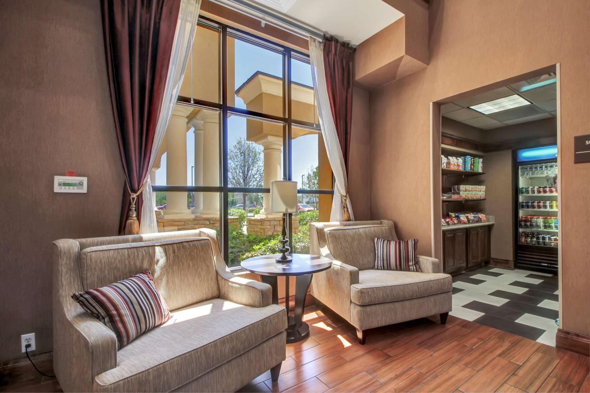 Hampton Inn & Suites by Hilton Hemet Menifee Murrieta gallery photo in Hemet, CA — image 16