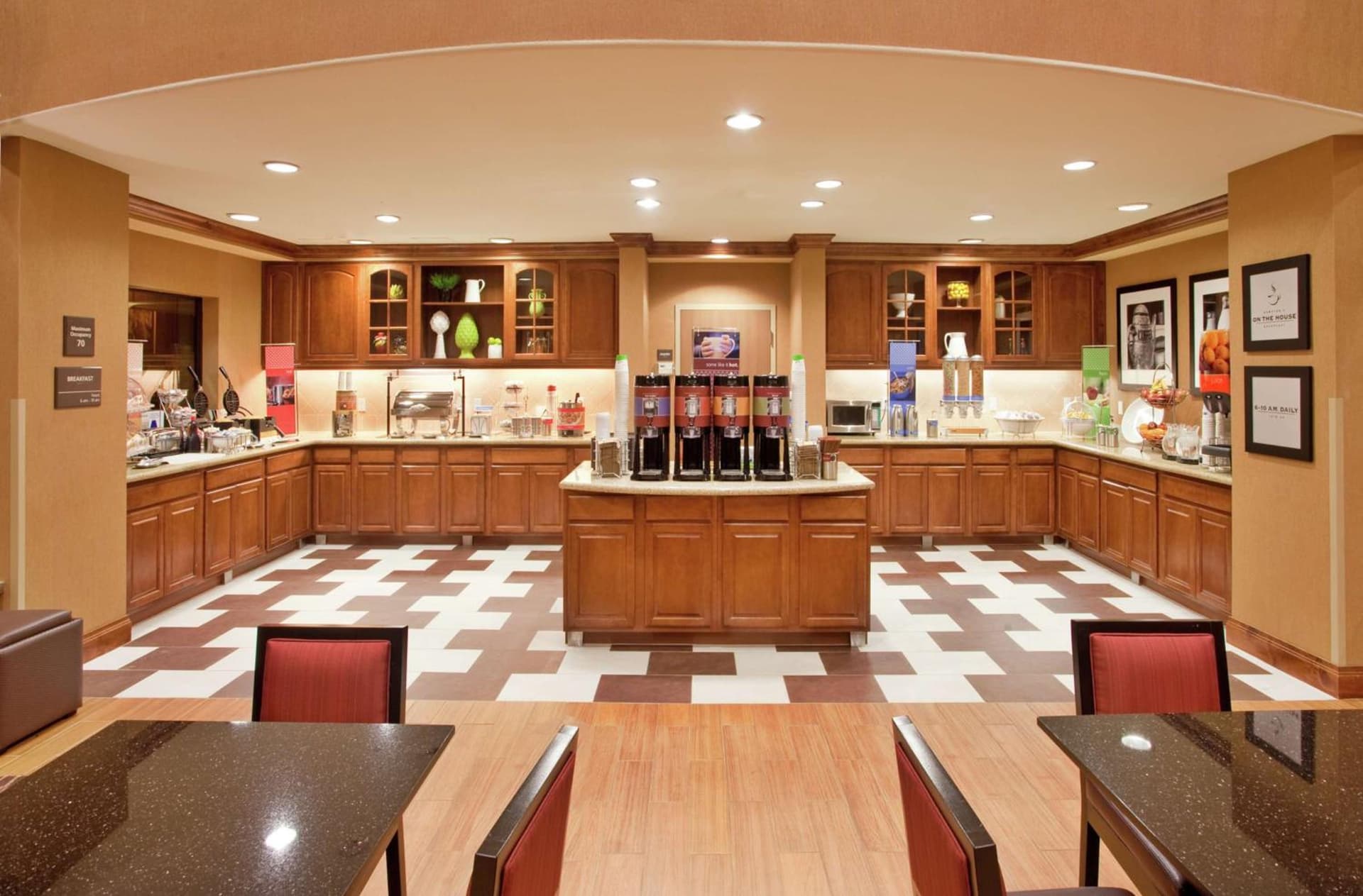 Hampton Inn & Suites by Hilton Hemet Menifee Murrieta gallery photo in Hemet, CA — image 23
