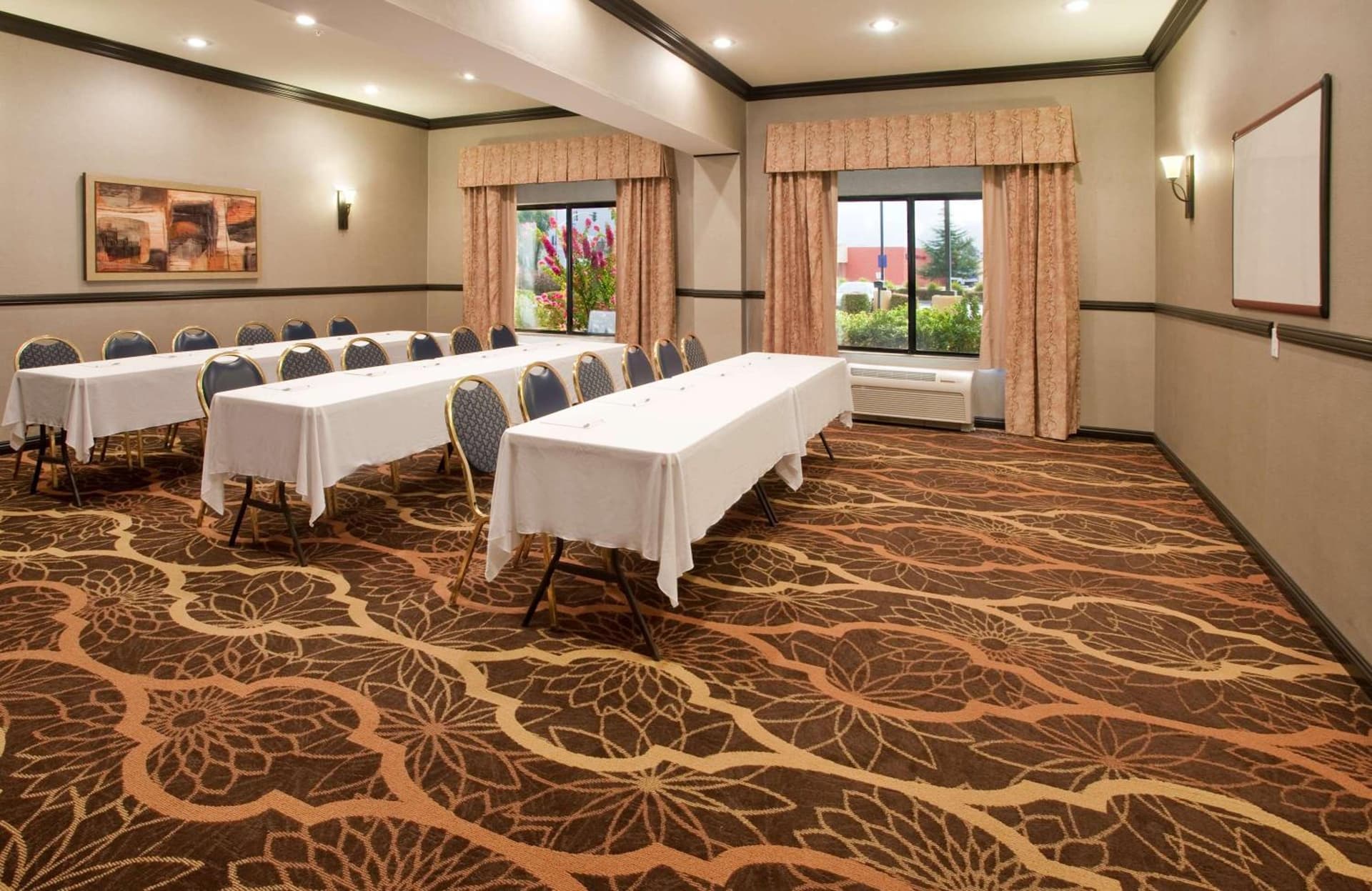 Hampton Inn & Suites by Hilton Hemet Menifee Murrieta gallery photo in Hemet, CA — image 12