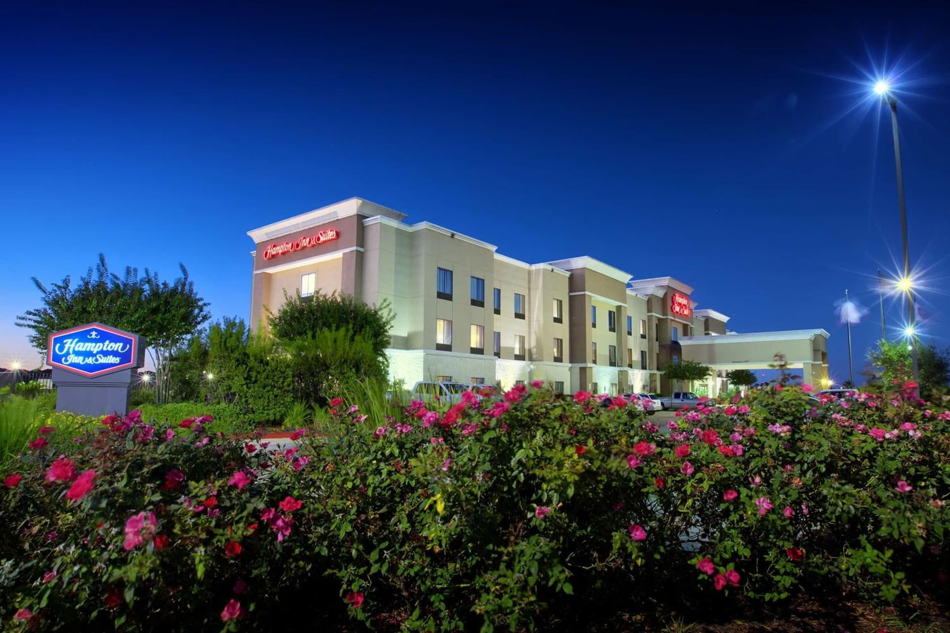 Hampton Inn & Suites Houston Rosenberg featured exterior or lobby in Rosenberg, TX — similar hotel