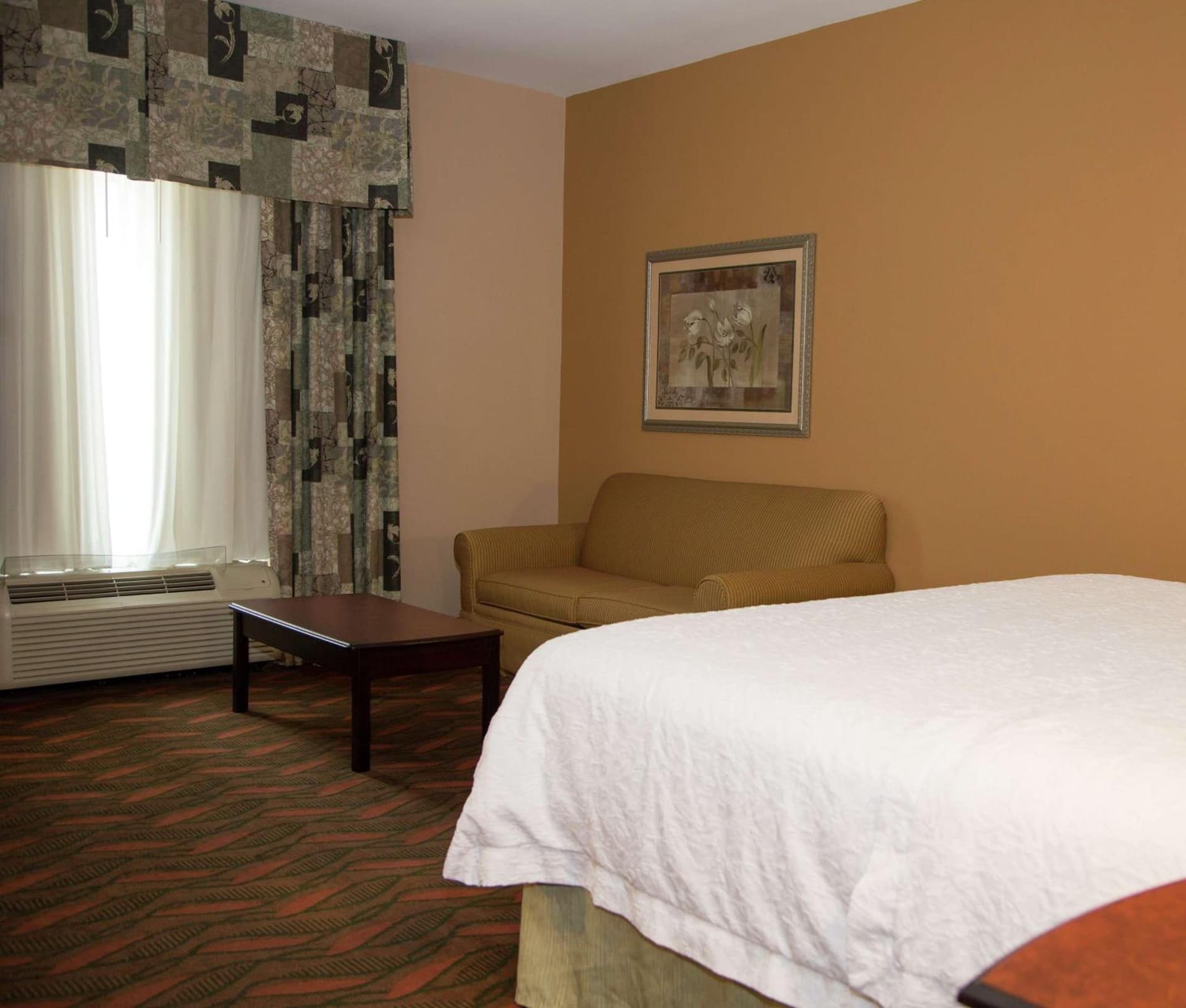Hampton Inn & Suites Houston Rosenberg gallery photo in Rosenberg, TX — image 5