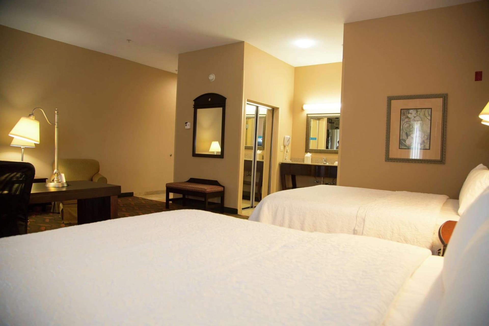 Hampton Inn & Suites Houston Rosenberg gallery photo in Rosenberg, TX — image 43